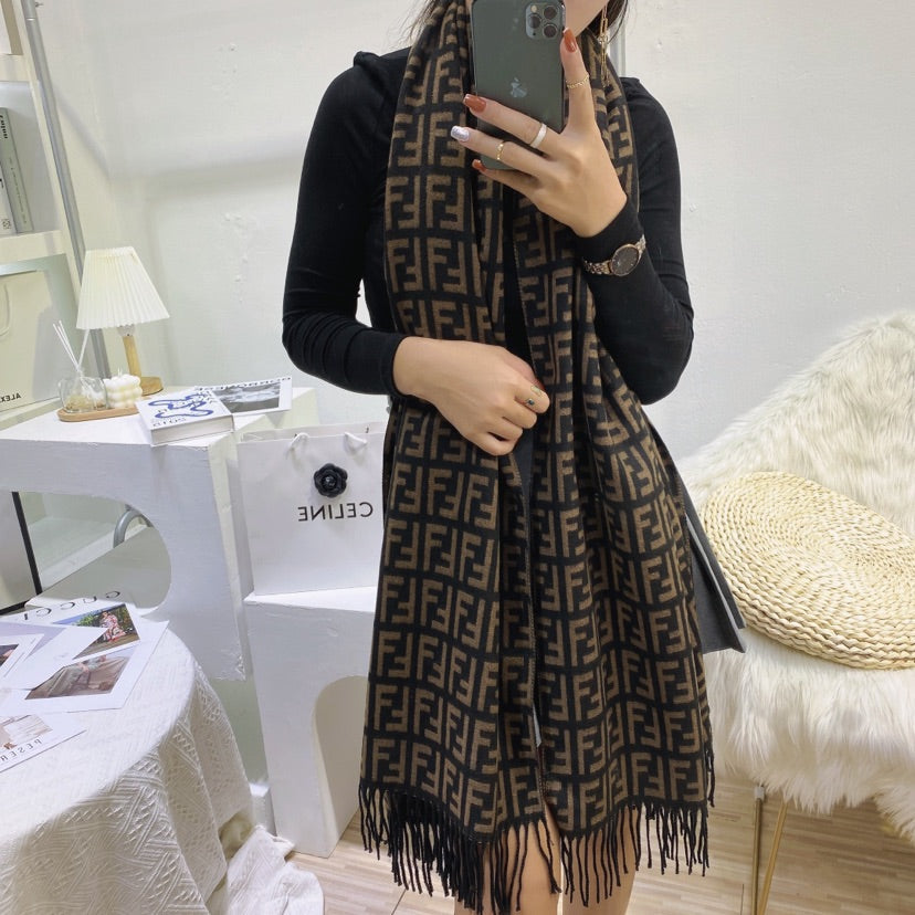 EN - Luxury FEI  Scarf 018