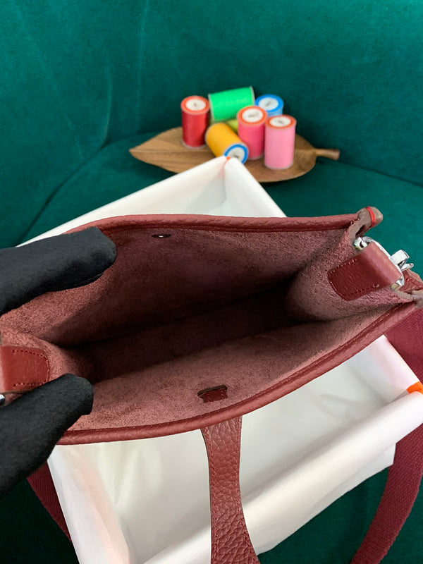 Glamy - HMS Bags - 1883