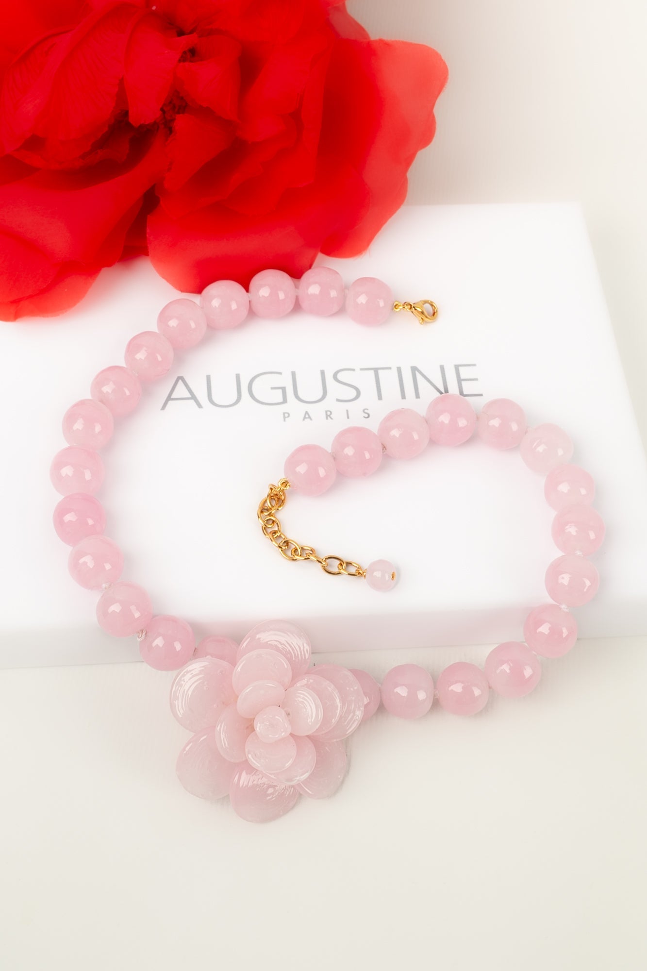 Collier camÃƒÆ’Ã‚Â©lia rose Augustine