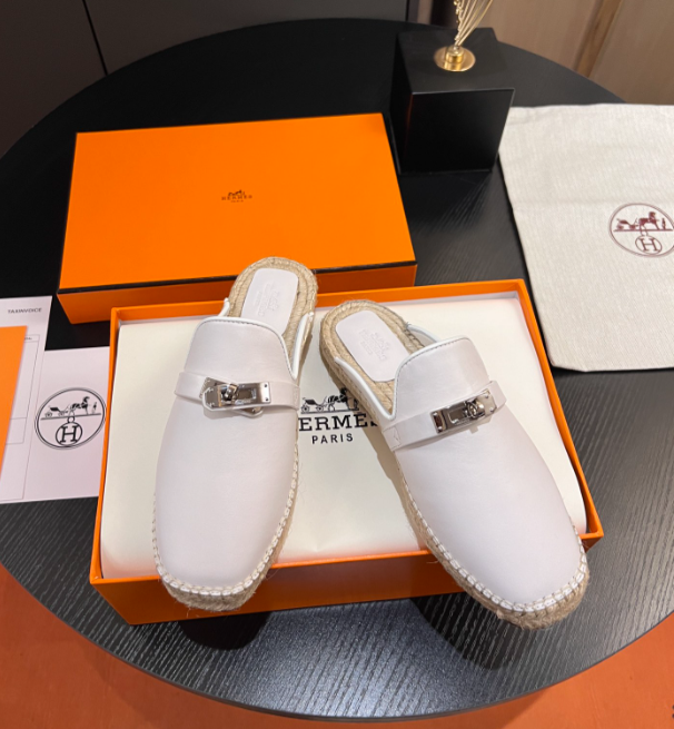 SAMC - HMS Women Shoes - 564