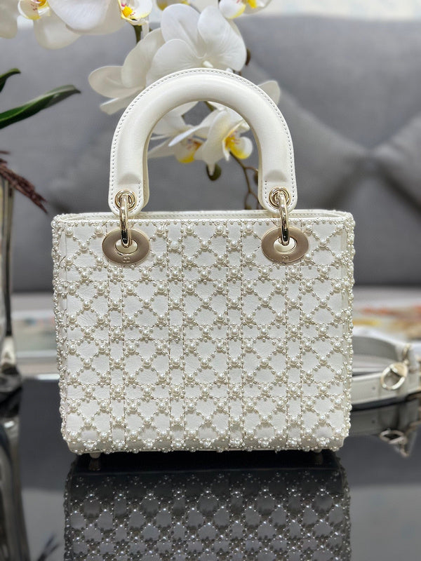 ELE - Dir Bags - 556
