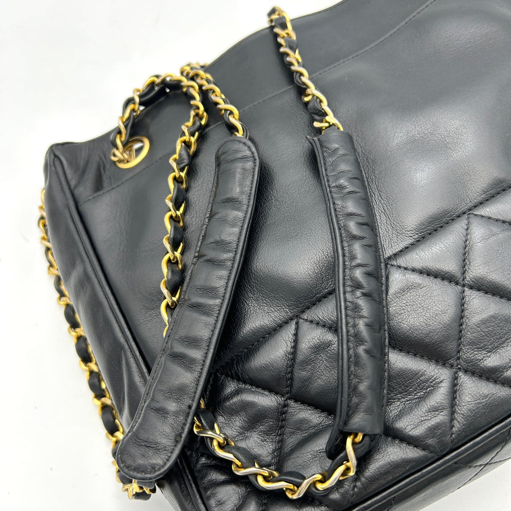 Chanel Quilted Chain Tote - Black Totes, Handbags ch8865fd