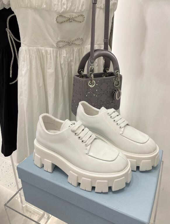 GlamyWomen Shoes - 714