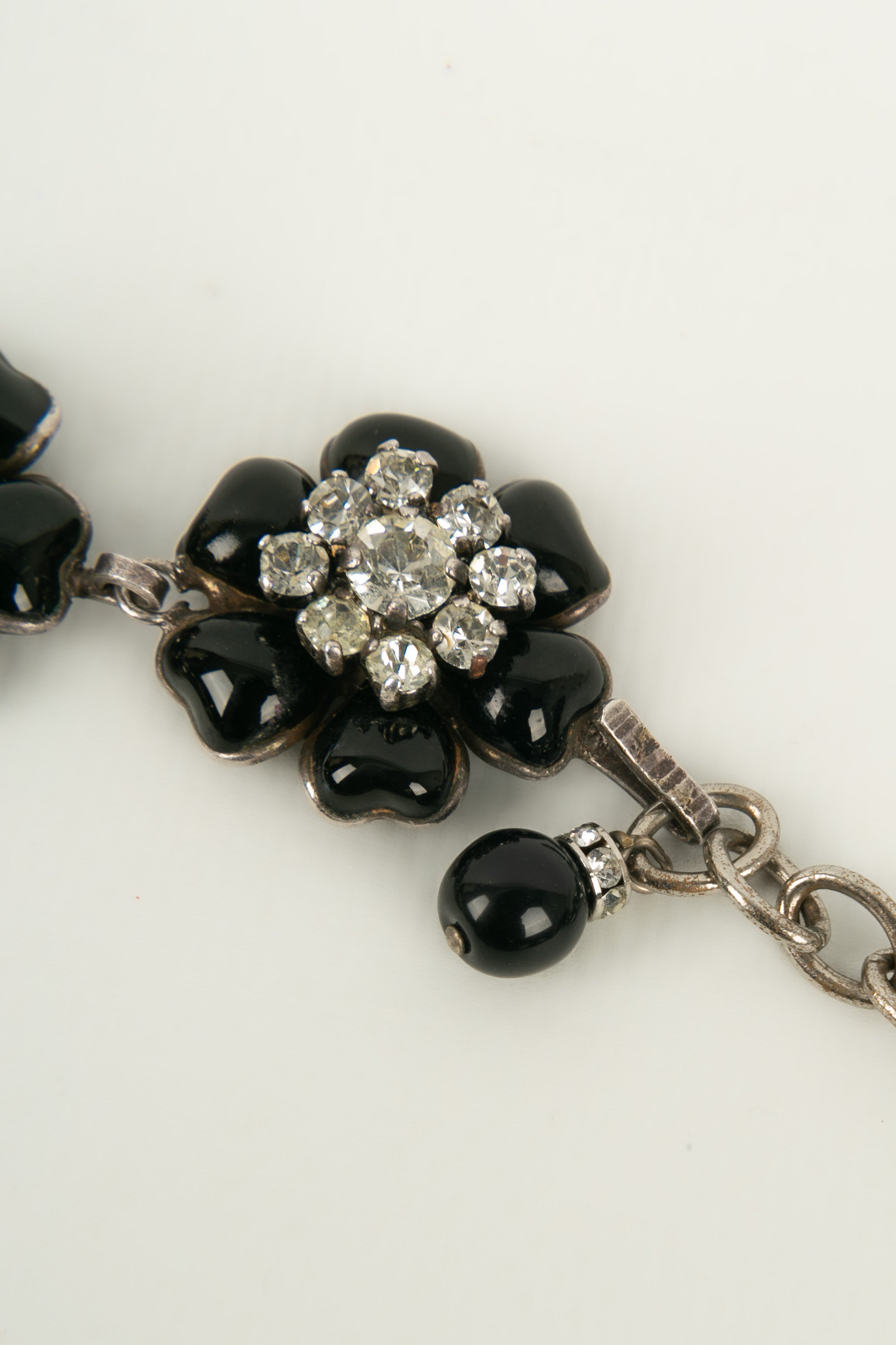 Collier camÃƒÆ’Ã‚Â©lias en pÃƒÆ’Ã‚Â¢te de verre Chanel