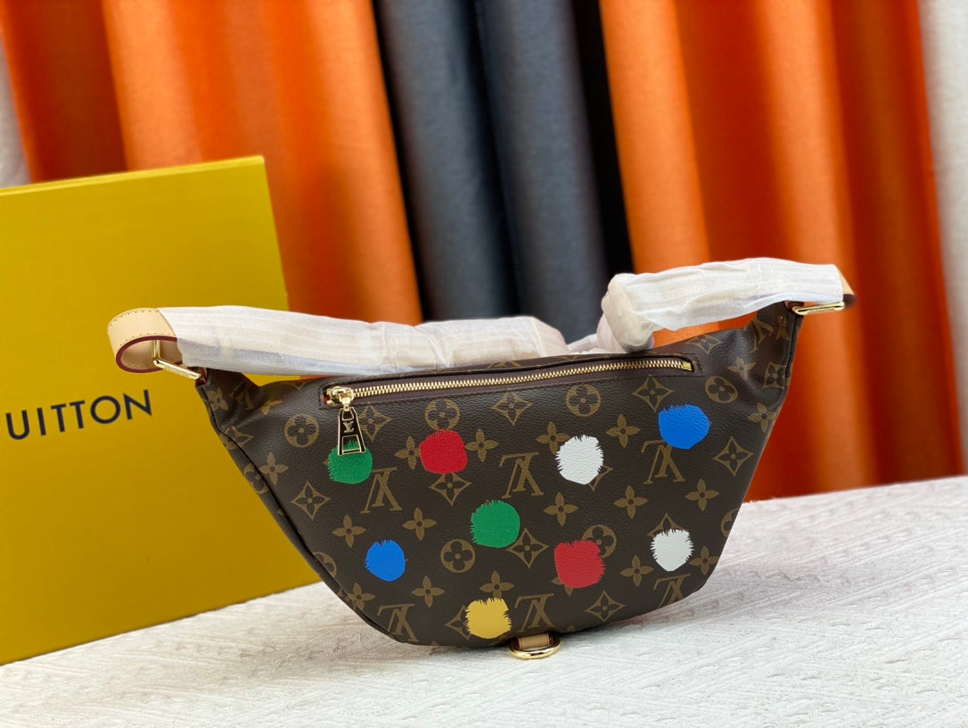 EN - Luxury Bags LUV 830