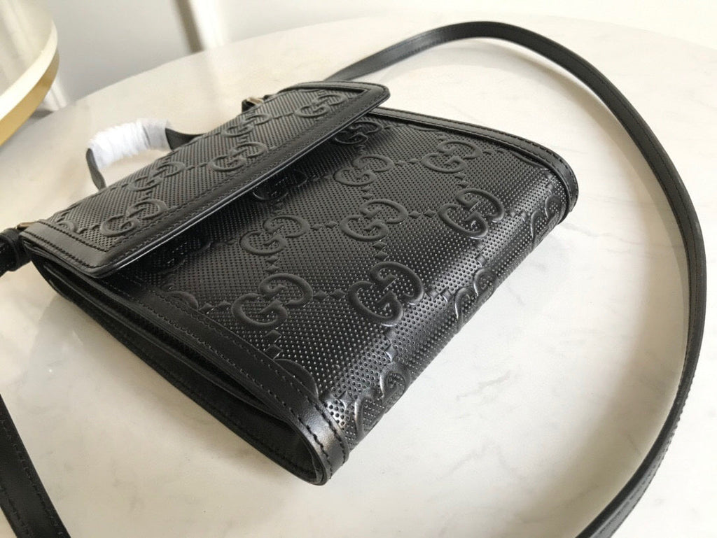 gg Embossed Messenger Bag Black gg Embossed For Men 8.1in/20.5cm gg 625782 1W3AN 1000465