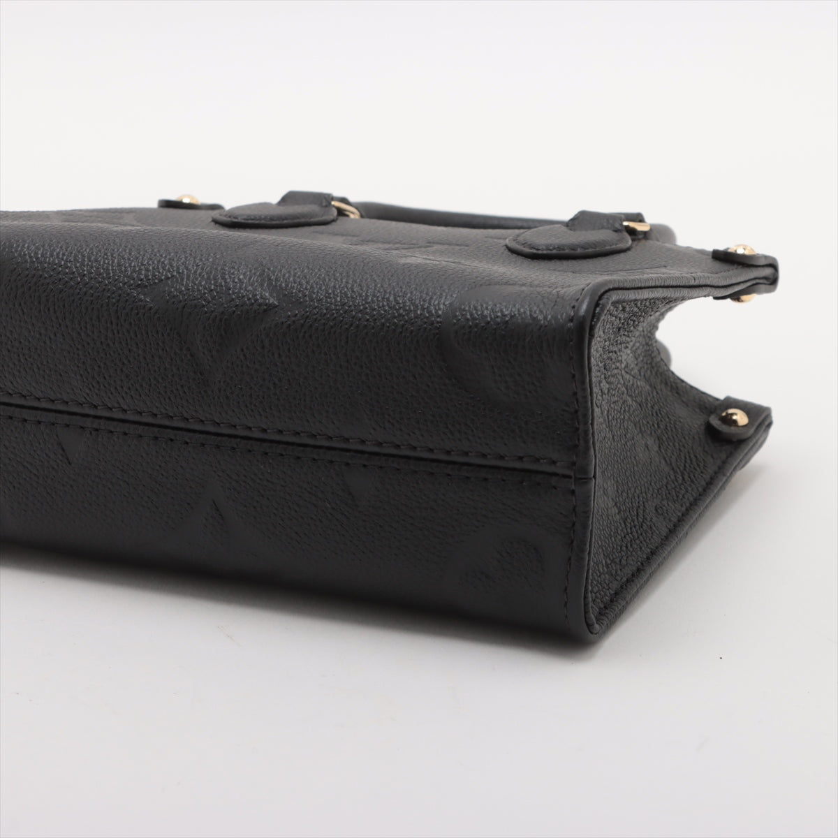 Louis Vuitton Noir Monogram Empreinte Leather OnTheGo BB [Clearance Sale]