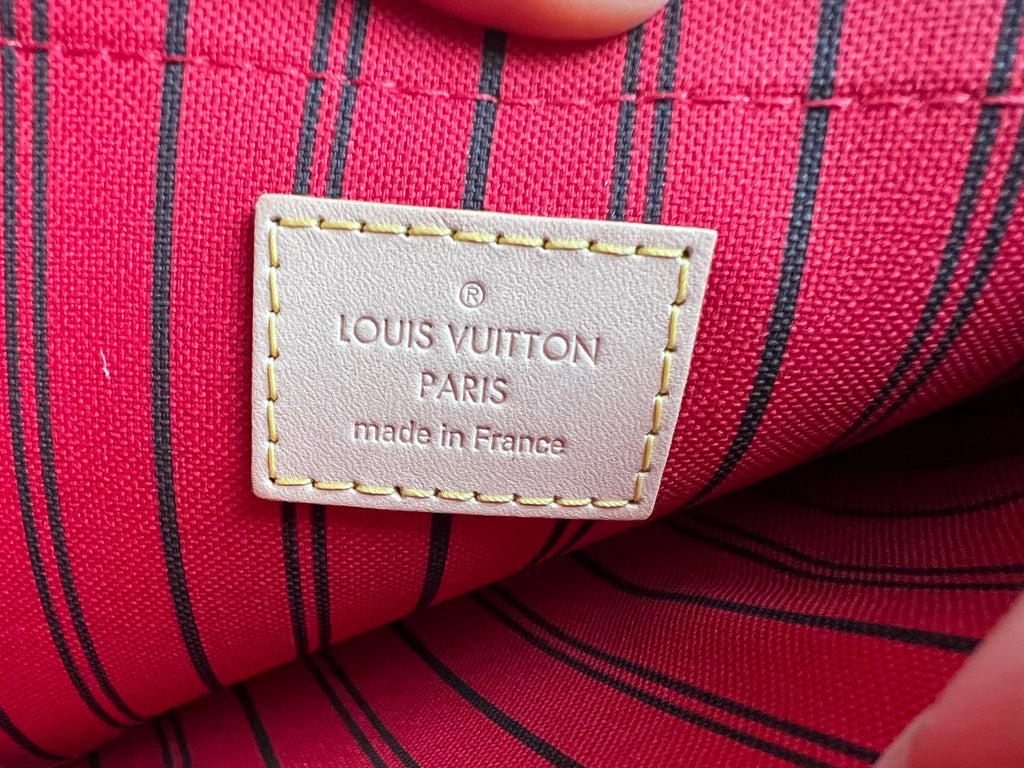 Louis Vuitton Pouch (from Neverfull MM) in Monogram