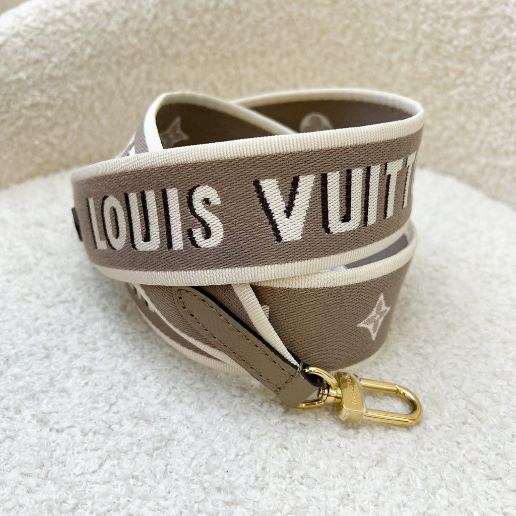 LV Diane PM in Tourterelle (Grey) / Creme Giant Monogram Empreinte Leather and GHW