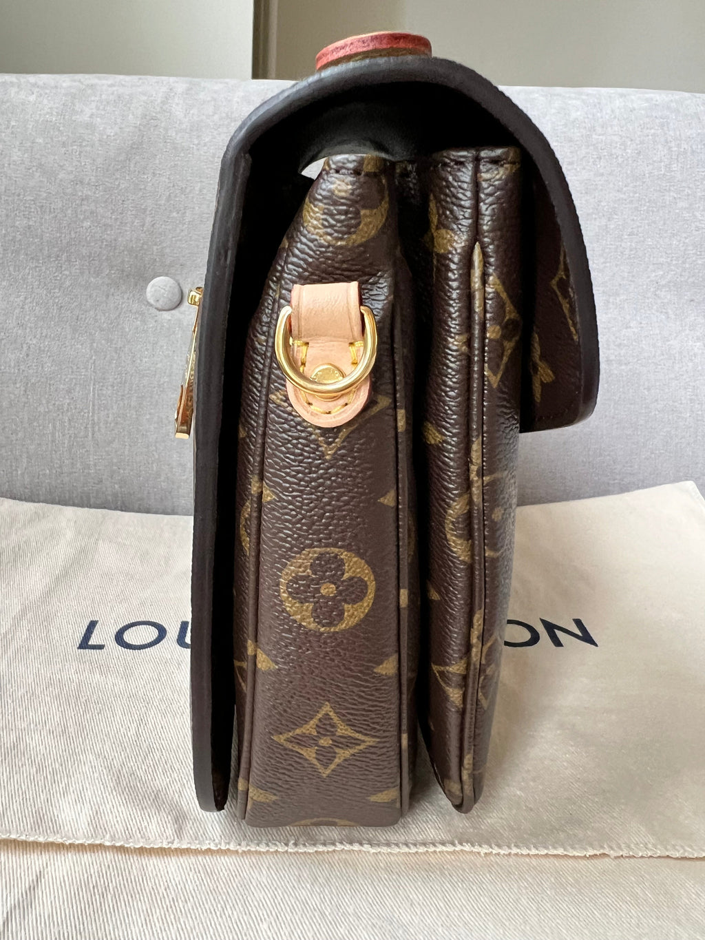 Louis Vuitton Pochette Metis Monogram (RRP £1,970)
