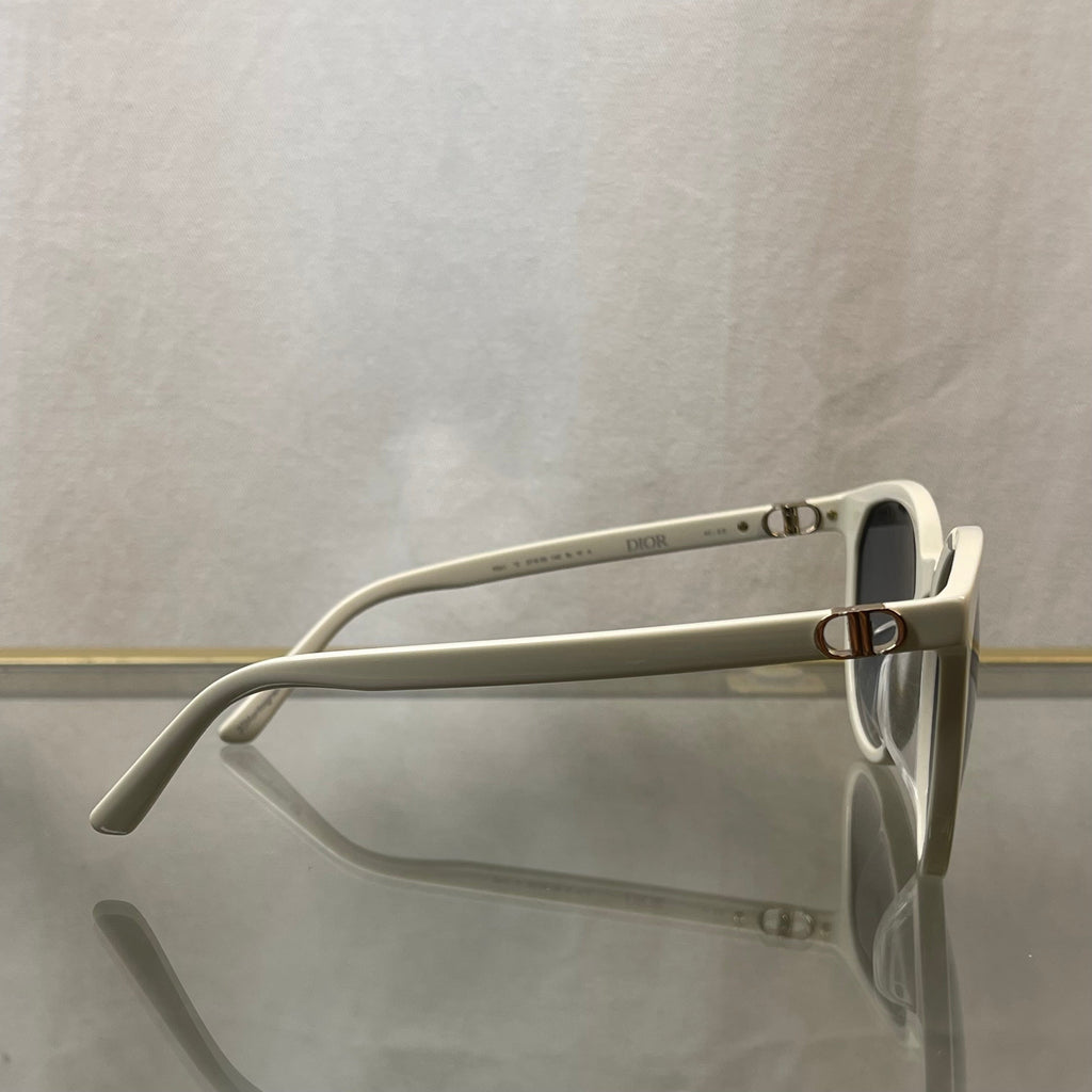 DIOR 30MontaigneMini White Sunglasses TS3640