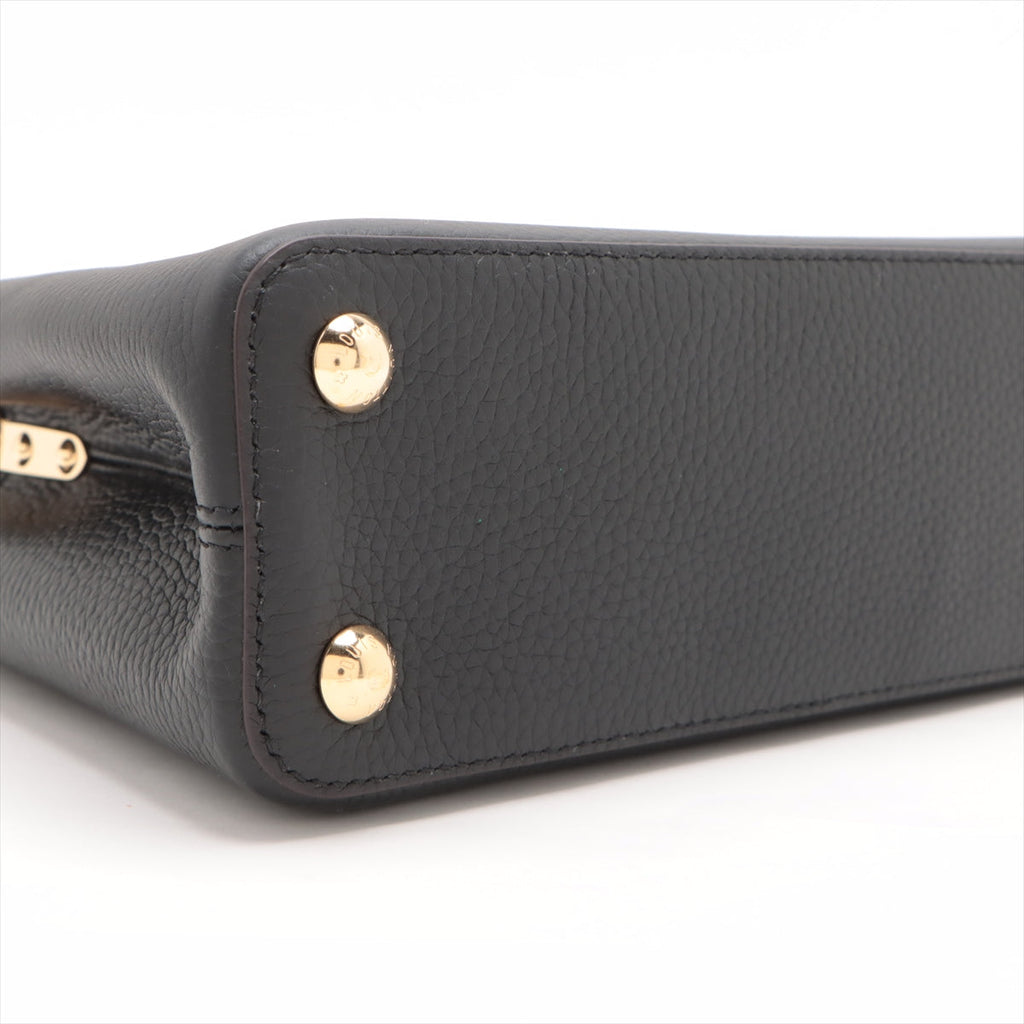 Louis Vuitton Capucine BB Black