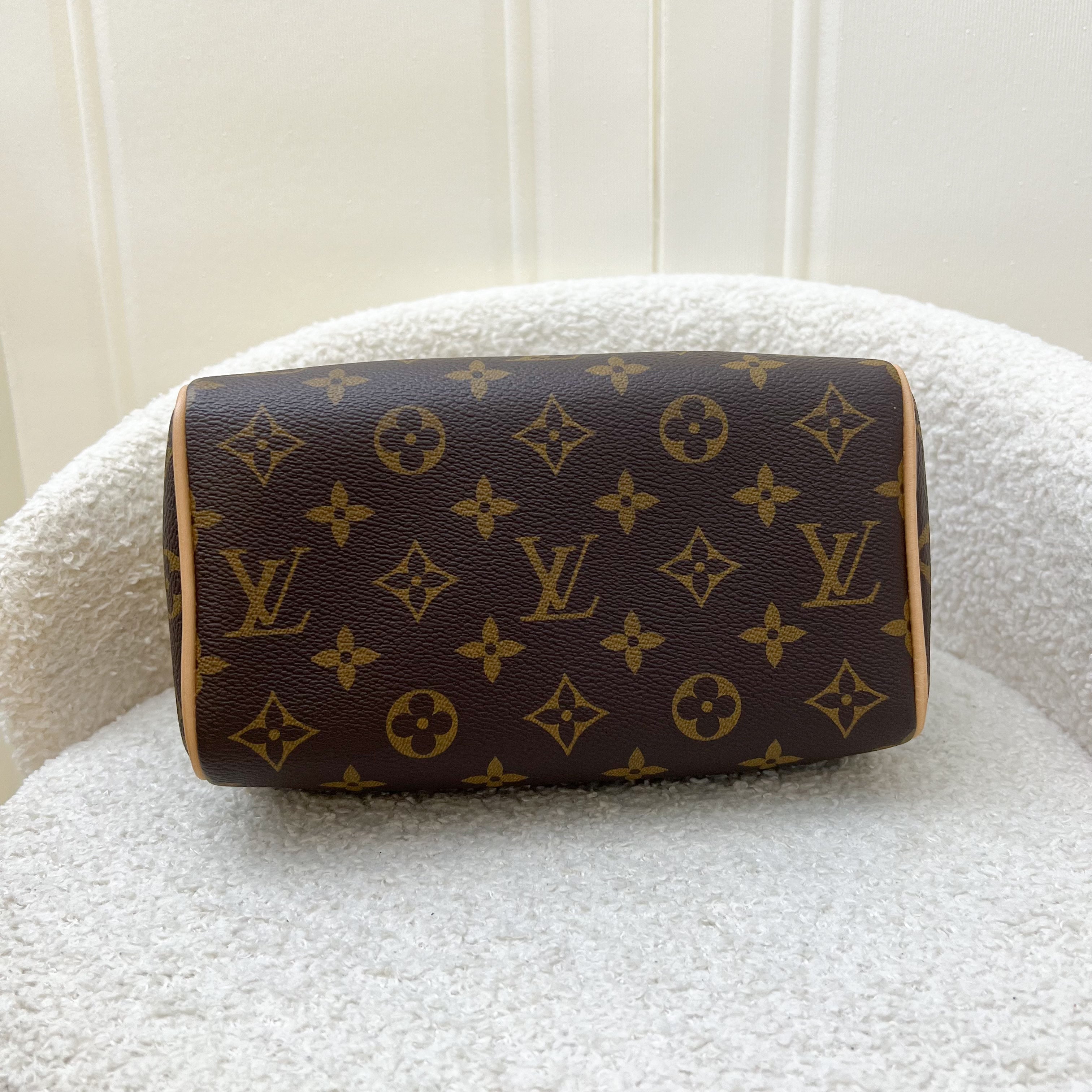 LV Speedy Bandouliere 20 in Monogram Canvas and Pink / Orange Patterned Strap