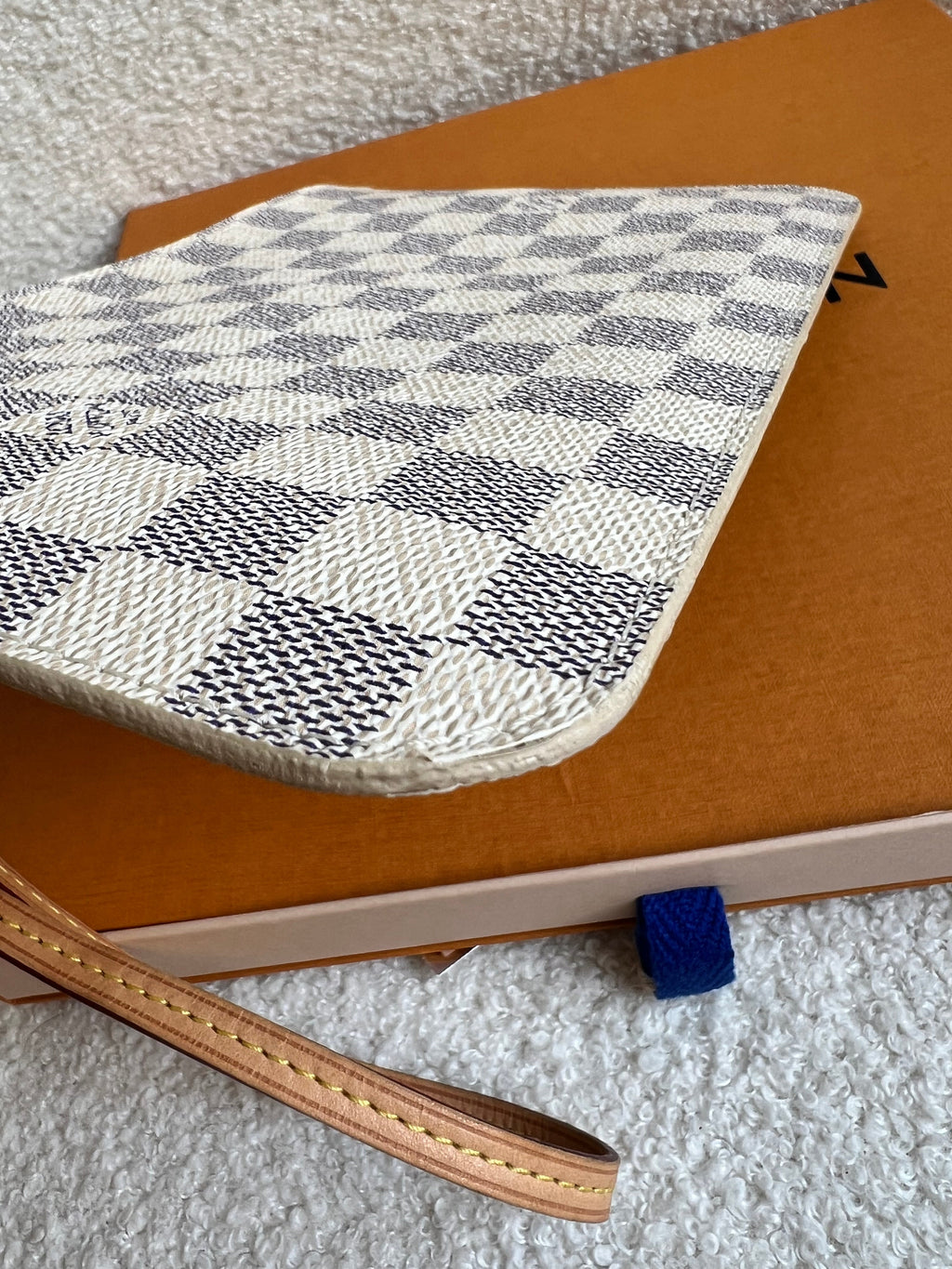 Louis Vuitton Pouch (from Neverfull MM) in Damier Azur
