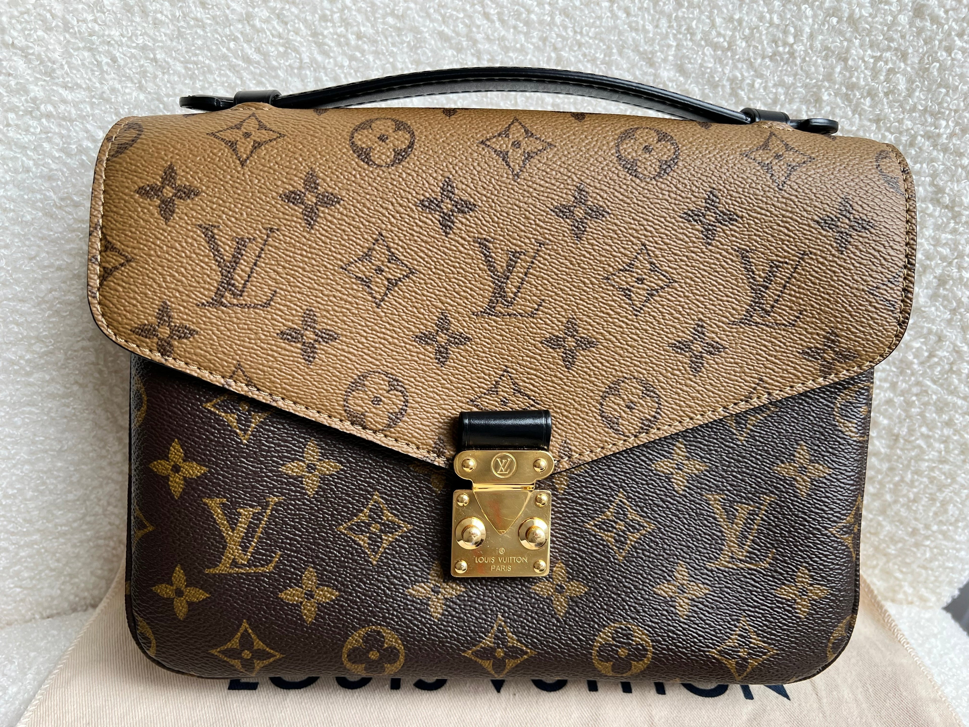 Louis Vuitton Pochette Metis Reverse Monogram (RRP £1,970)