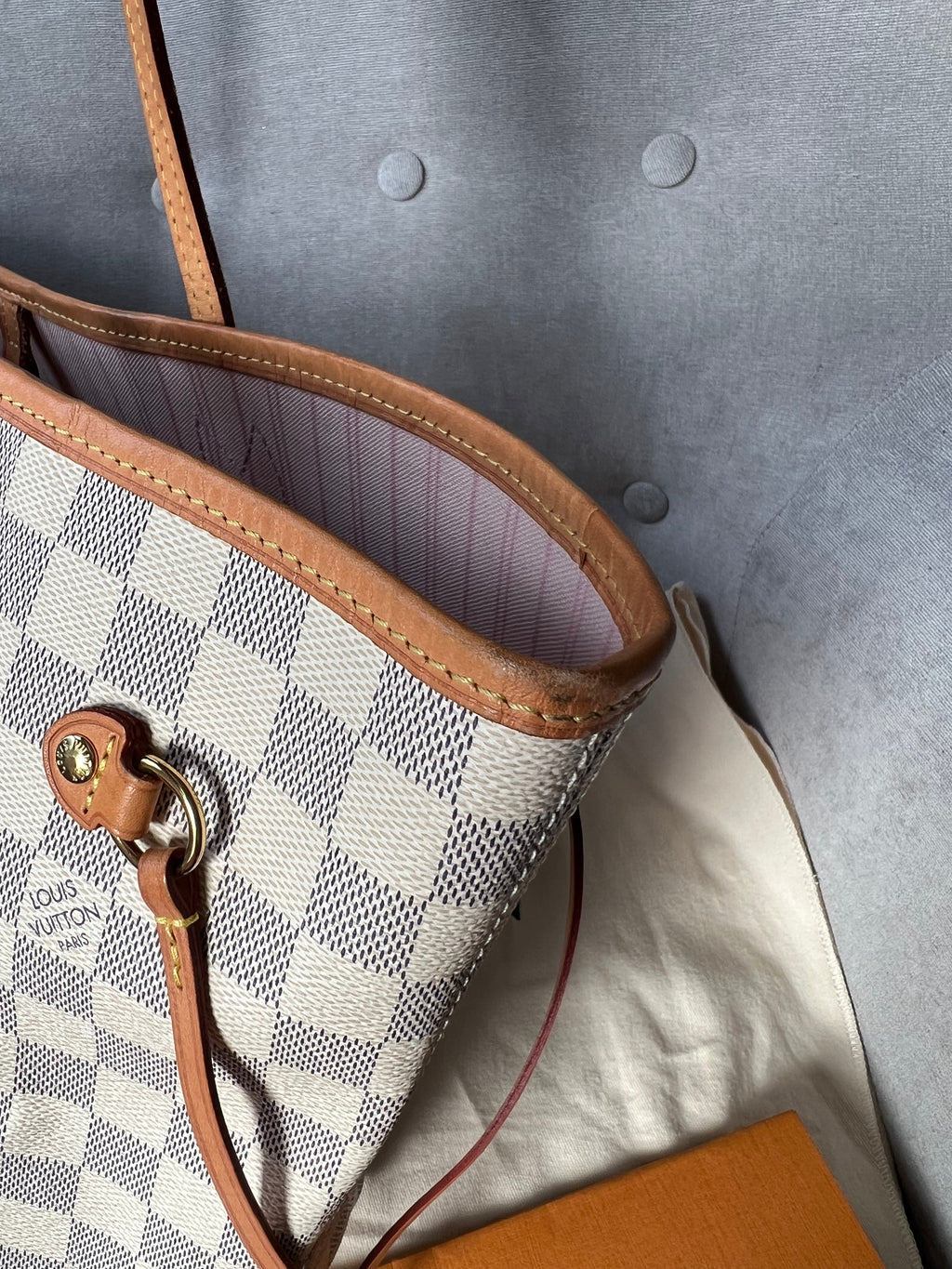 Louis Vuitton Neverfull MM  Damier Azur (RRP £1,410)