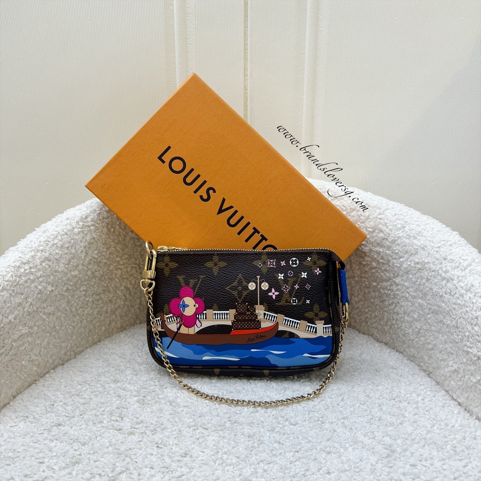 LV Mini Pochette Christmas 2019 Vivienne in Venice Monogram Canvas GHW