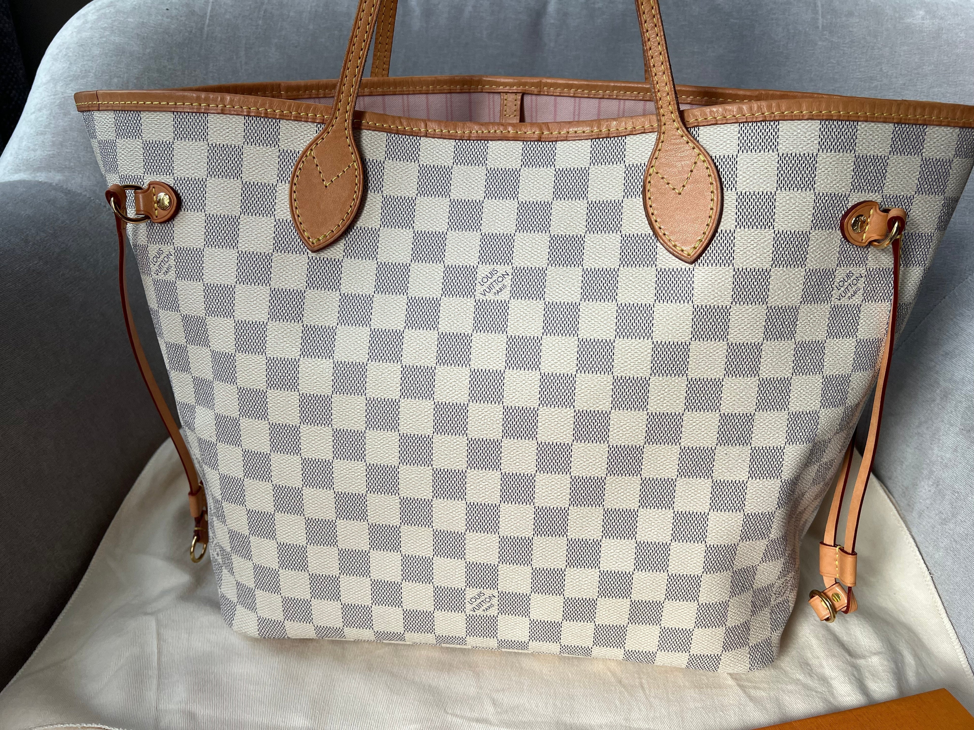 Louis Vuitton Neverfull MM  Damier Azur (RRP £1,410)
