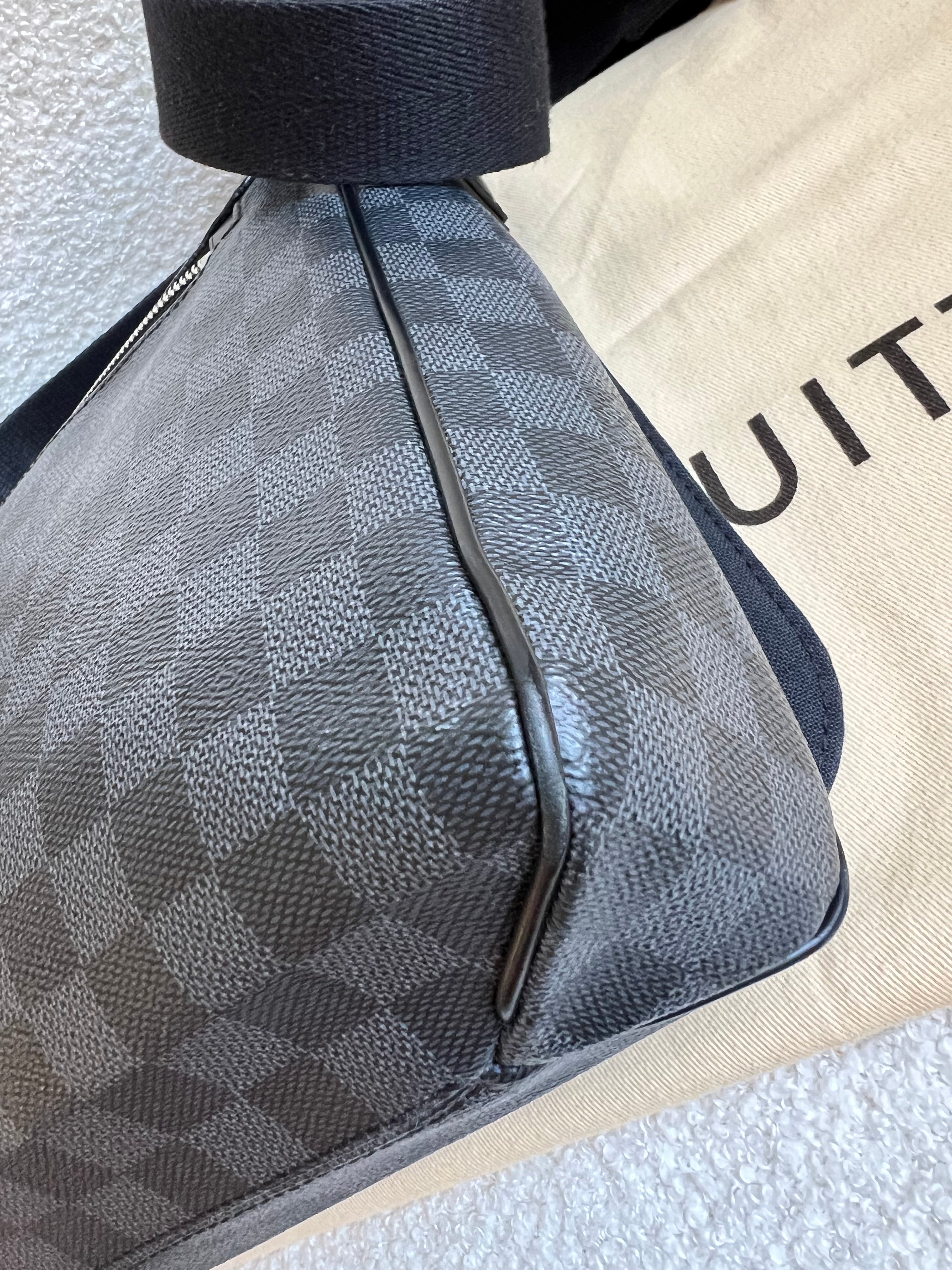 Louis Vuitton PM District Messenger Bag Damier Graphite