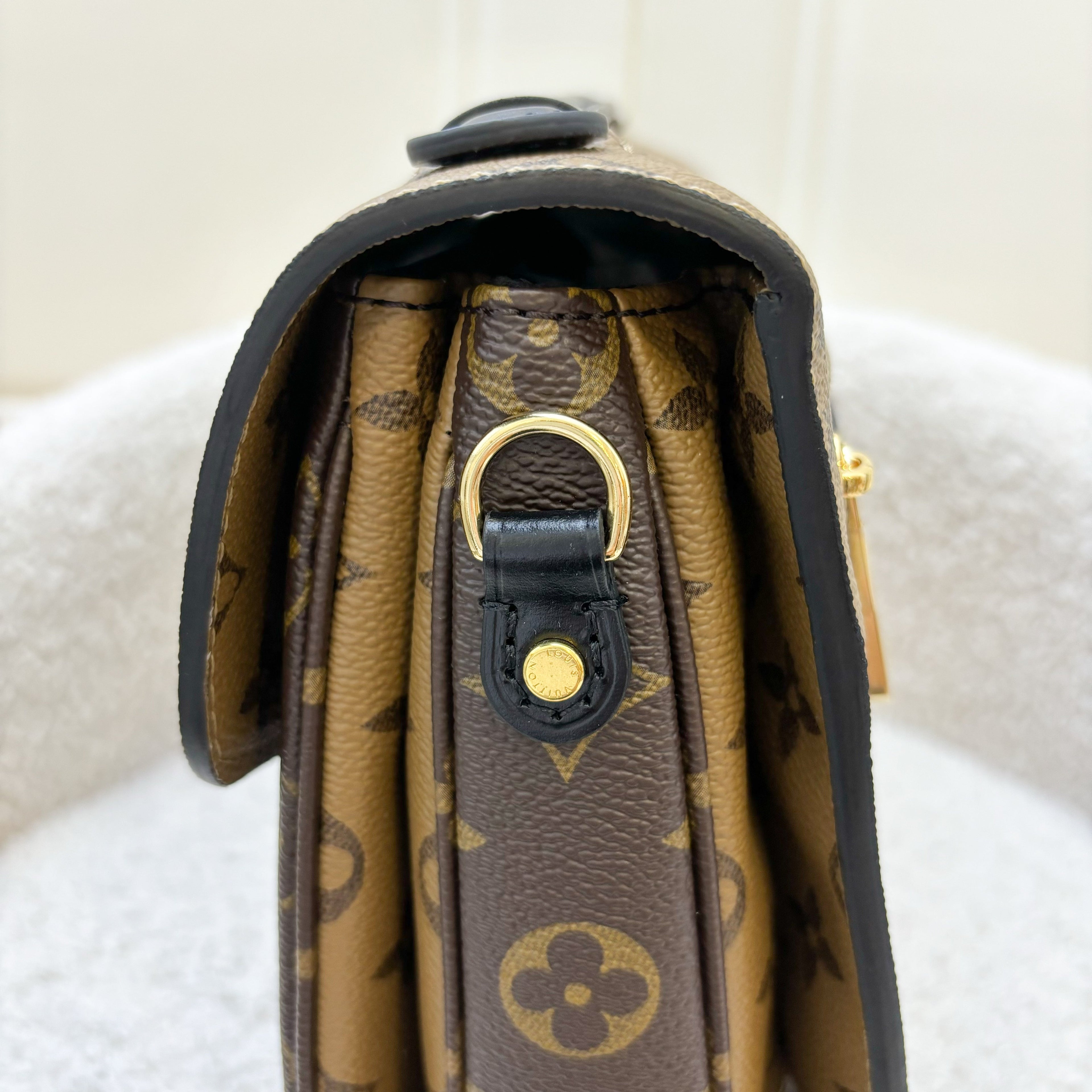 LV Pochette Metis in Reverse Monogram Canvas, Black Leather and GHW