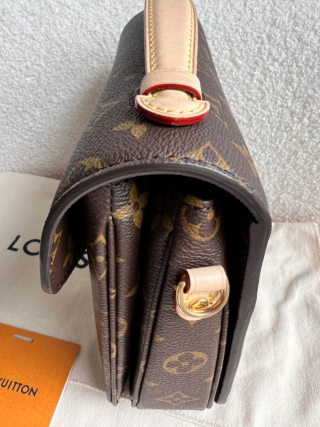 Louis Vuitton Pochette Metis Monogram (RRP £1,970)