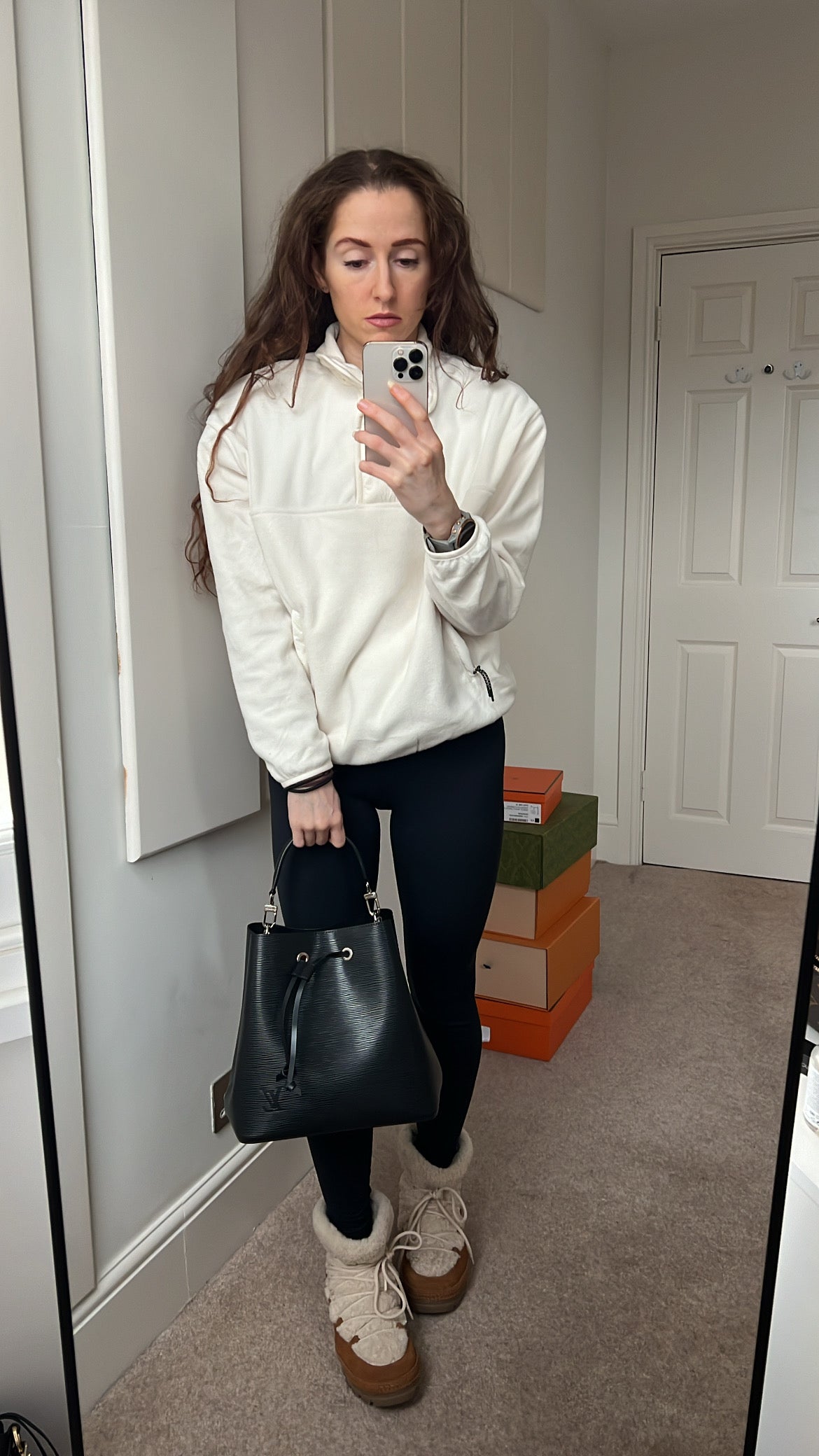 Louis Vuitton Neo Noe Bucket Bag Black Epi (RRP £1,930)