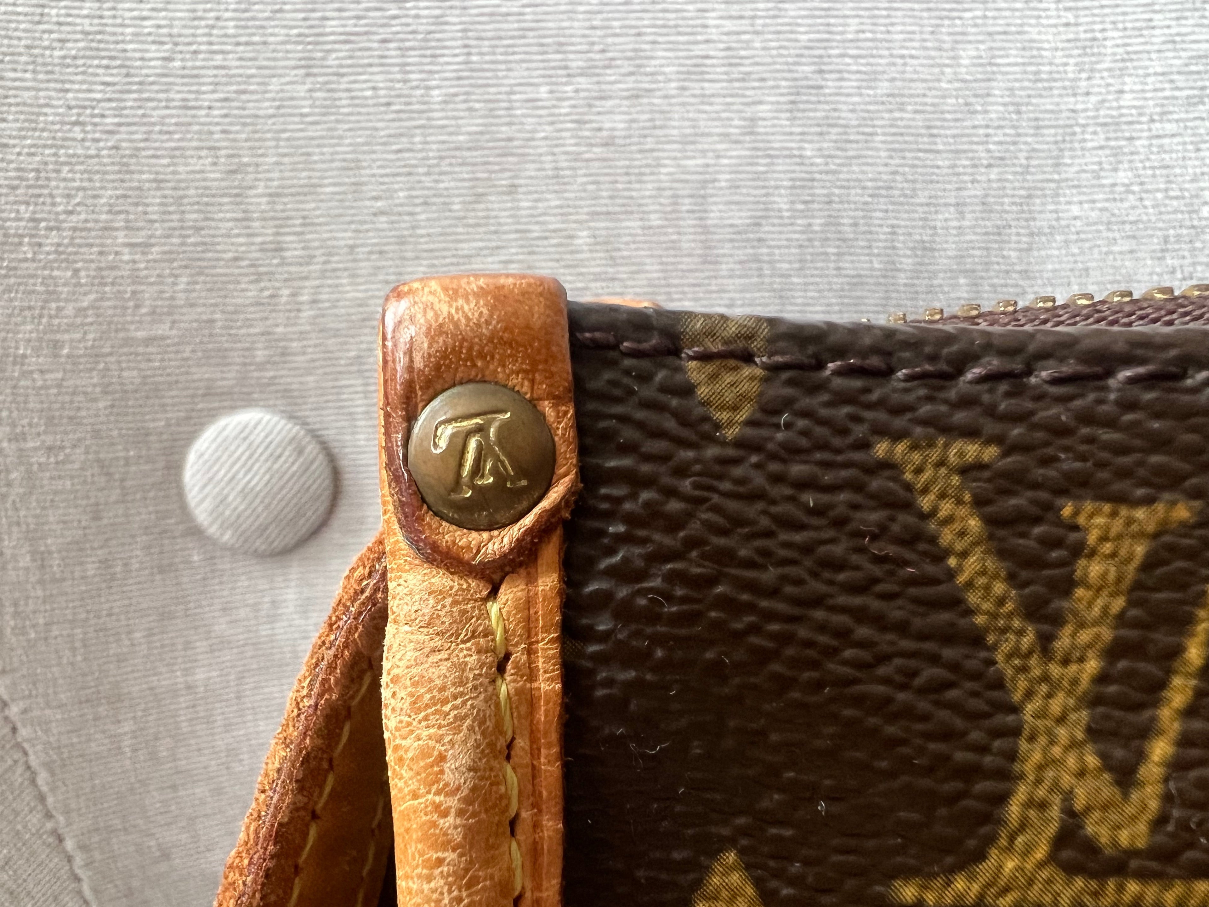 Louis Vuitton Popincourt with long strap in Monogram