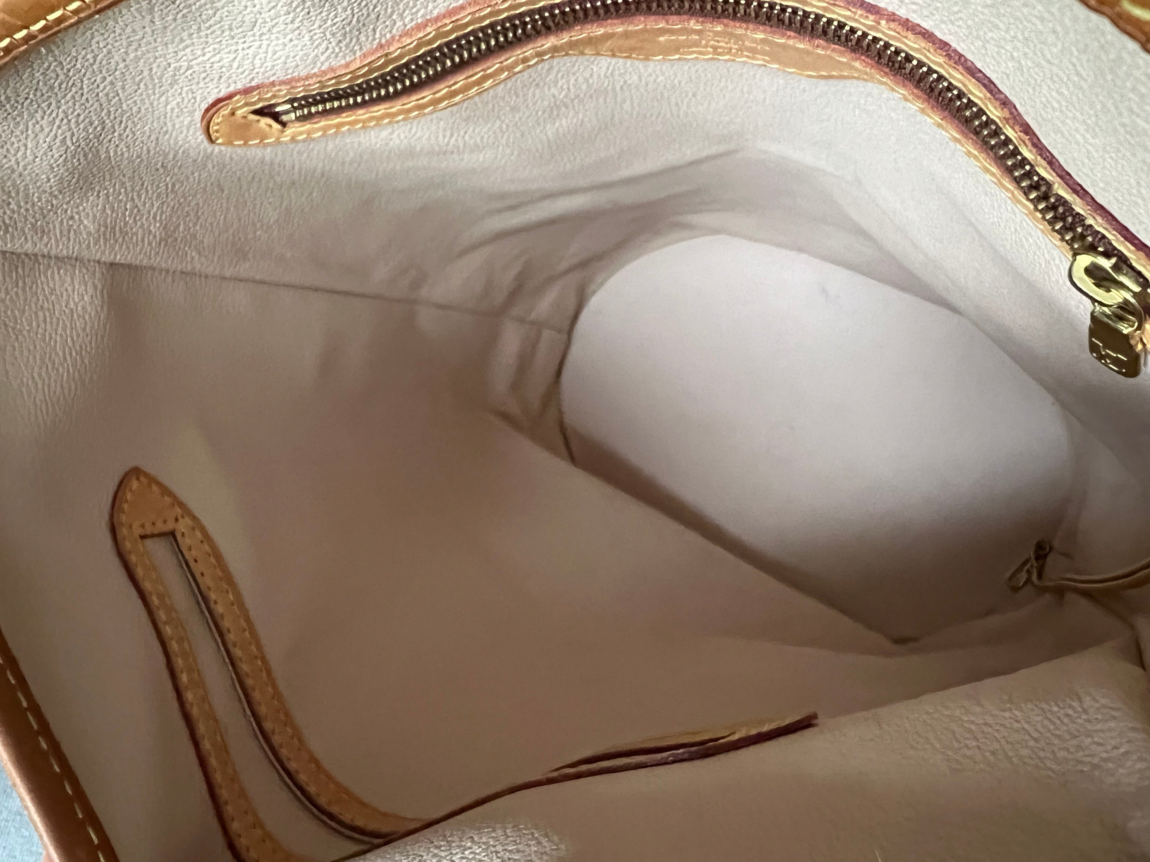 Louis Vuitton Monogram Vintage Bucket Bag GM