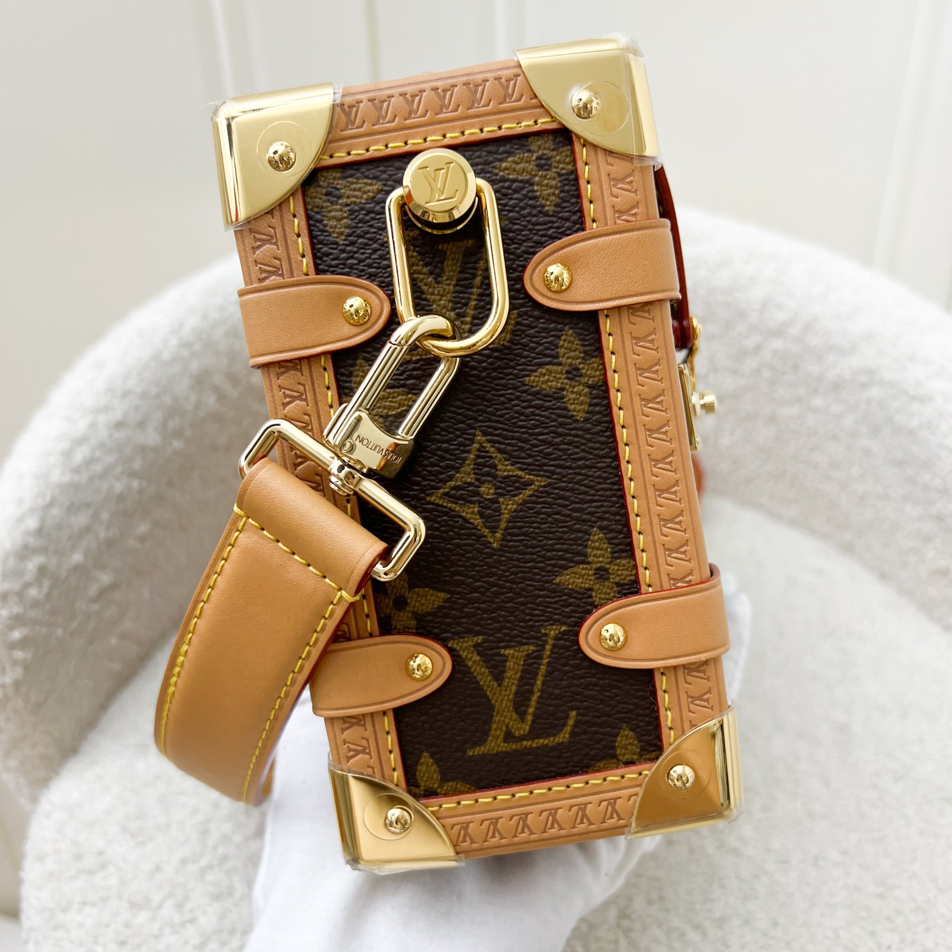 LV Side Trunk MM Bag in Monogram Canvas and GHW