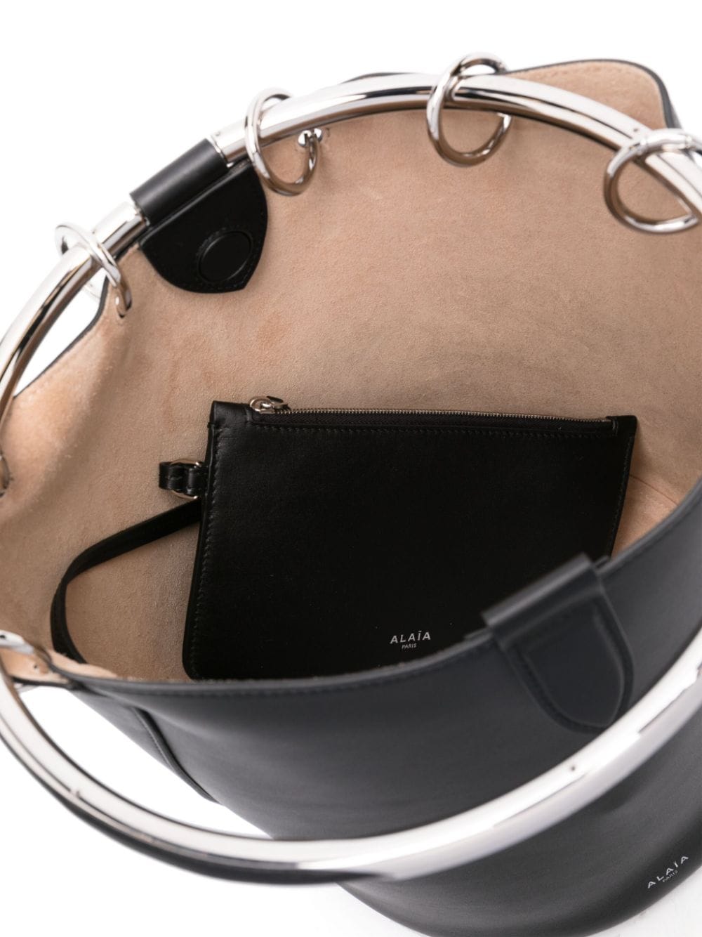 RING LARGE LEATHER BUCKET BAG