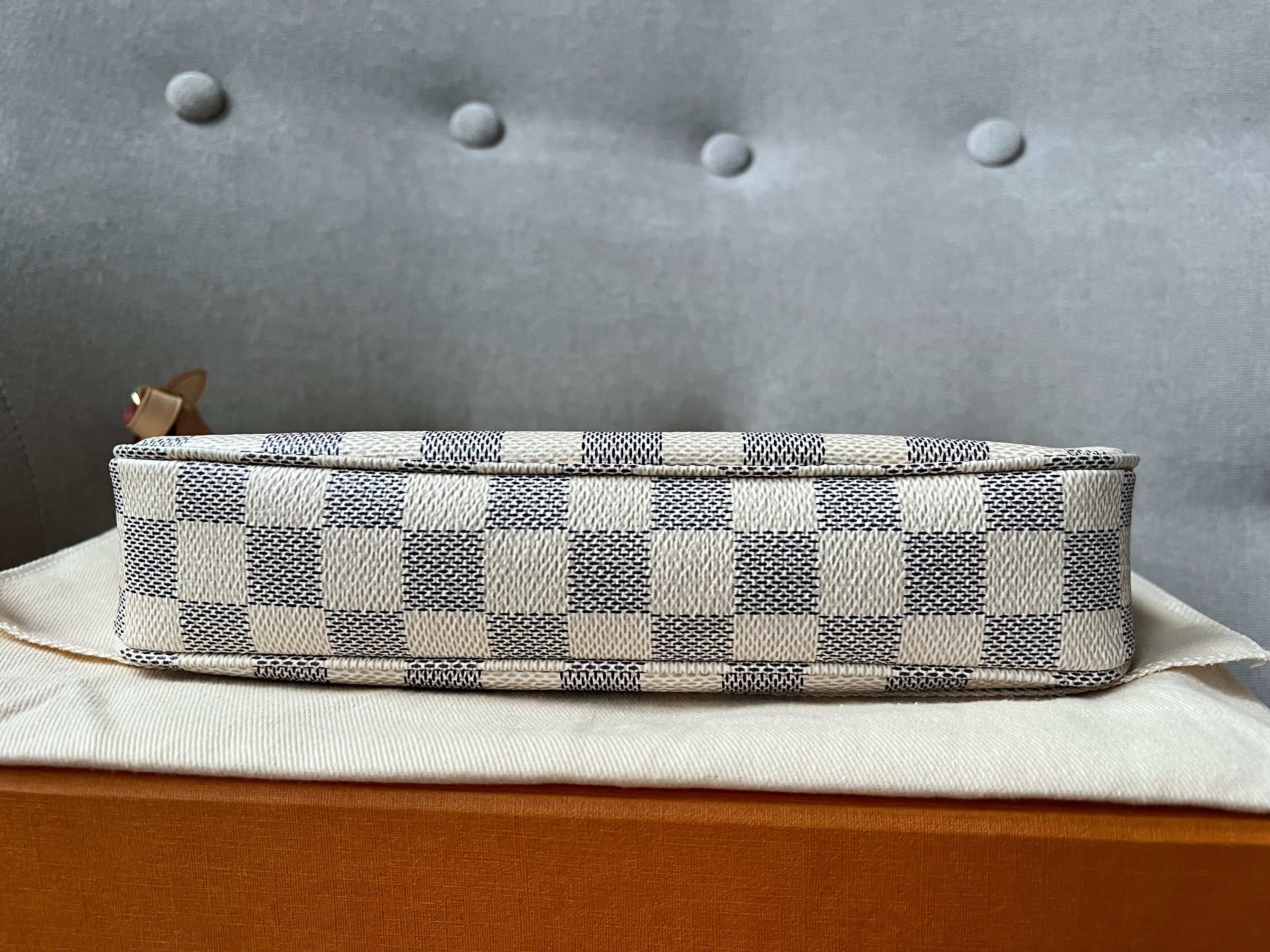 Louis Vuitton Pochette Accessoires Damier Azur (RRP £970)