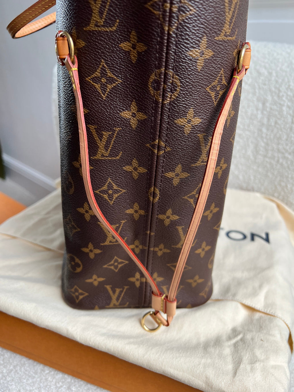 Louis Vuitton Neverfull MM Monogram Red (RRP £1,410)