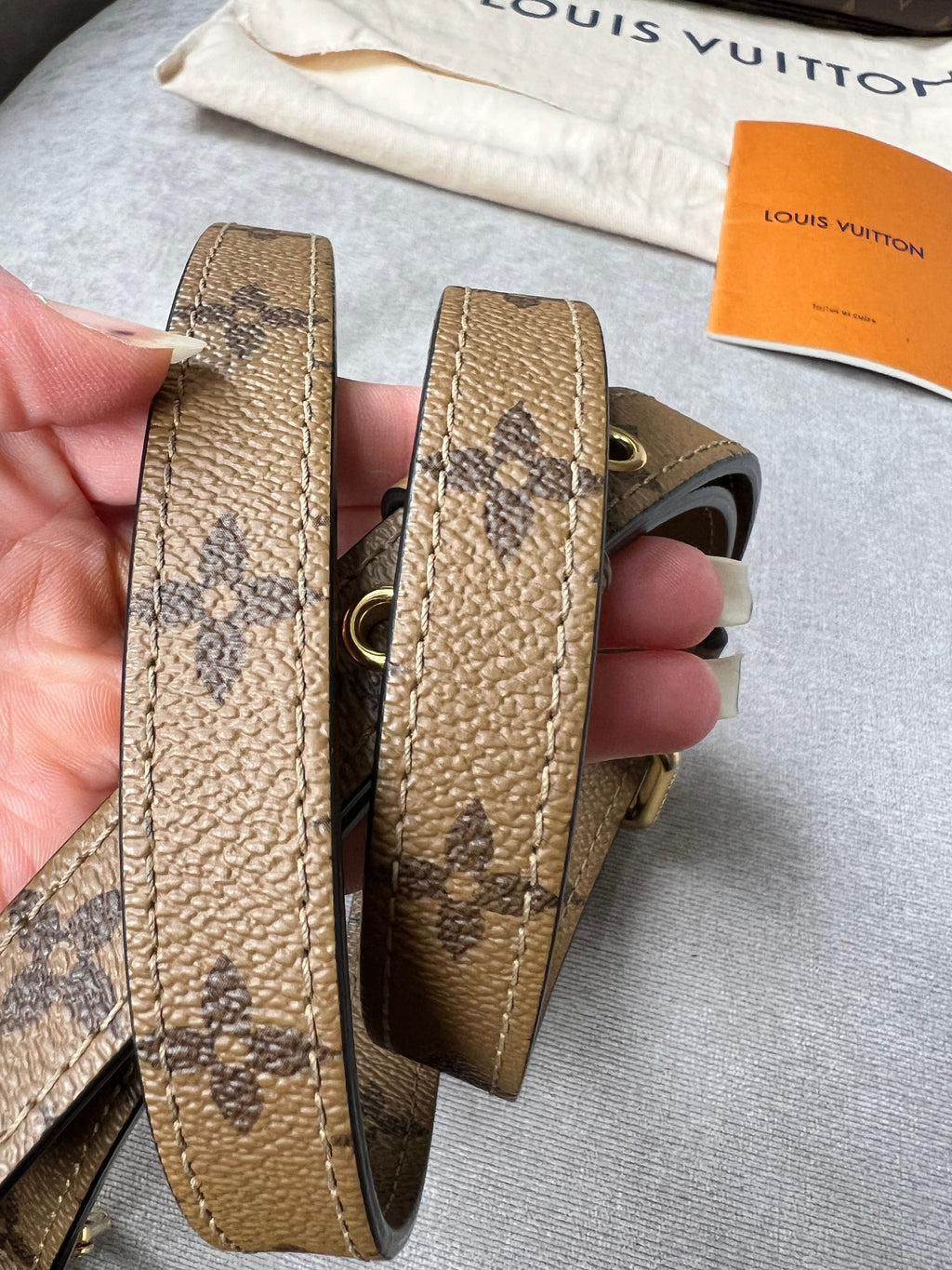 Louis Vuitton Pochette Metis Reverse Monogram (RRP £1,970)