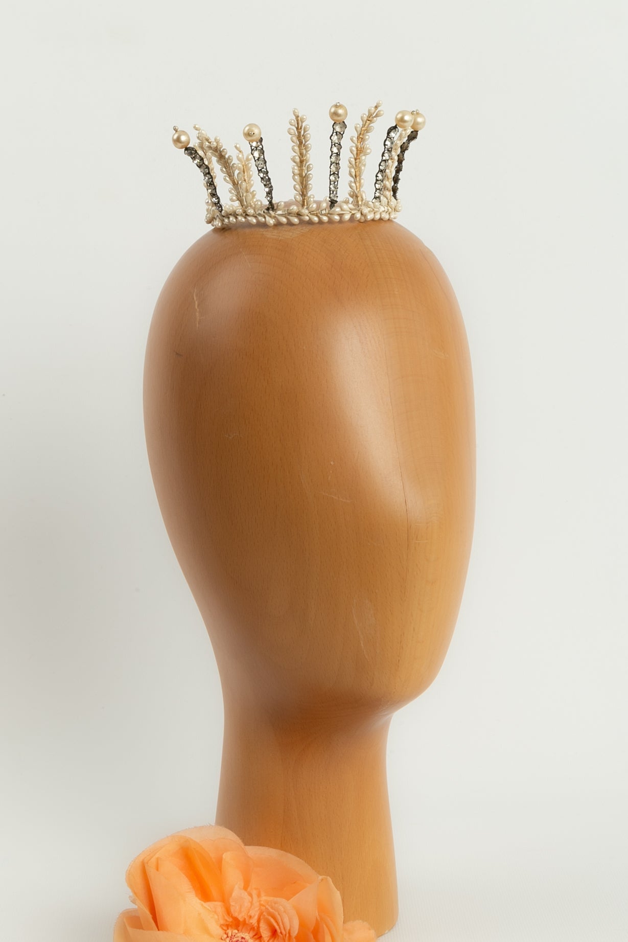 Couronne de perles 1910s