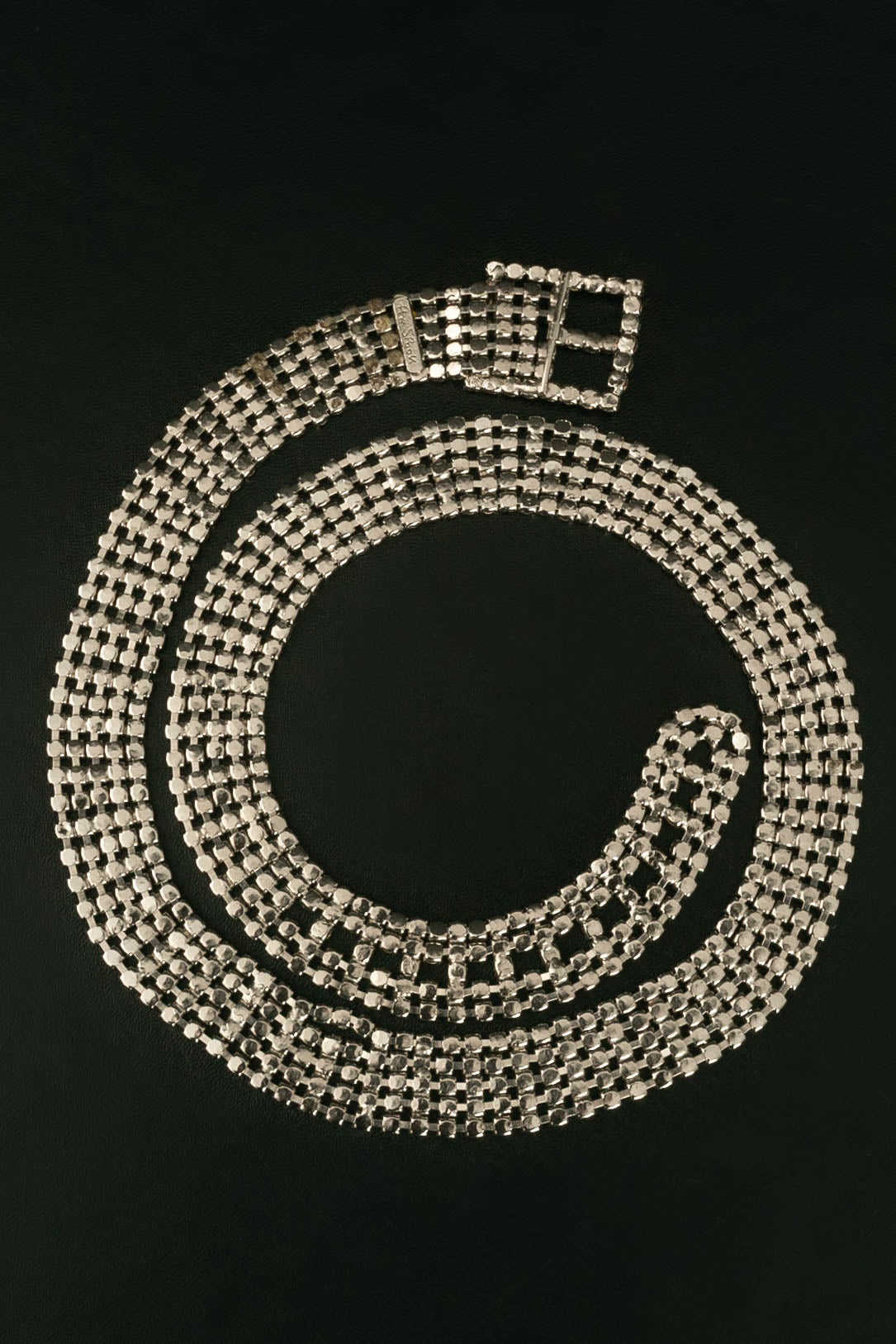 Ceinture en mÃƒÆ’Ã‚Â©tal argentÃƒÆ’Ã‚Â© pavÃƒÆ’Ã‚Â©e de strass.