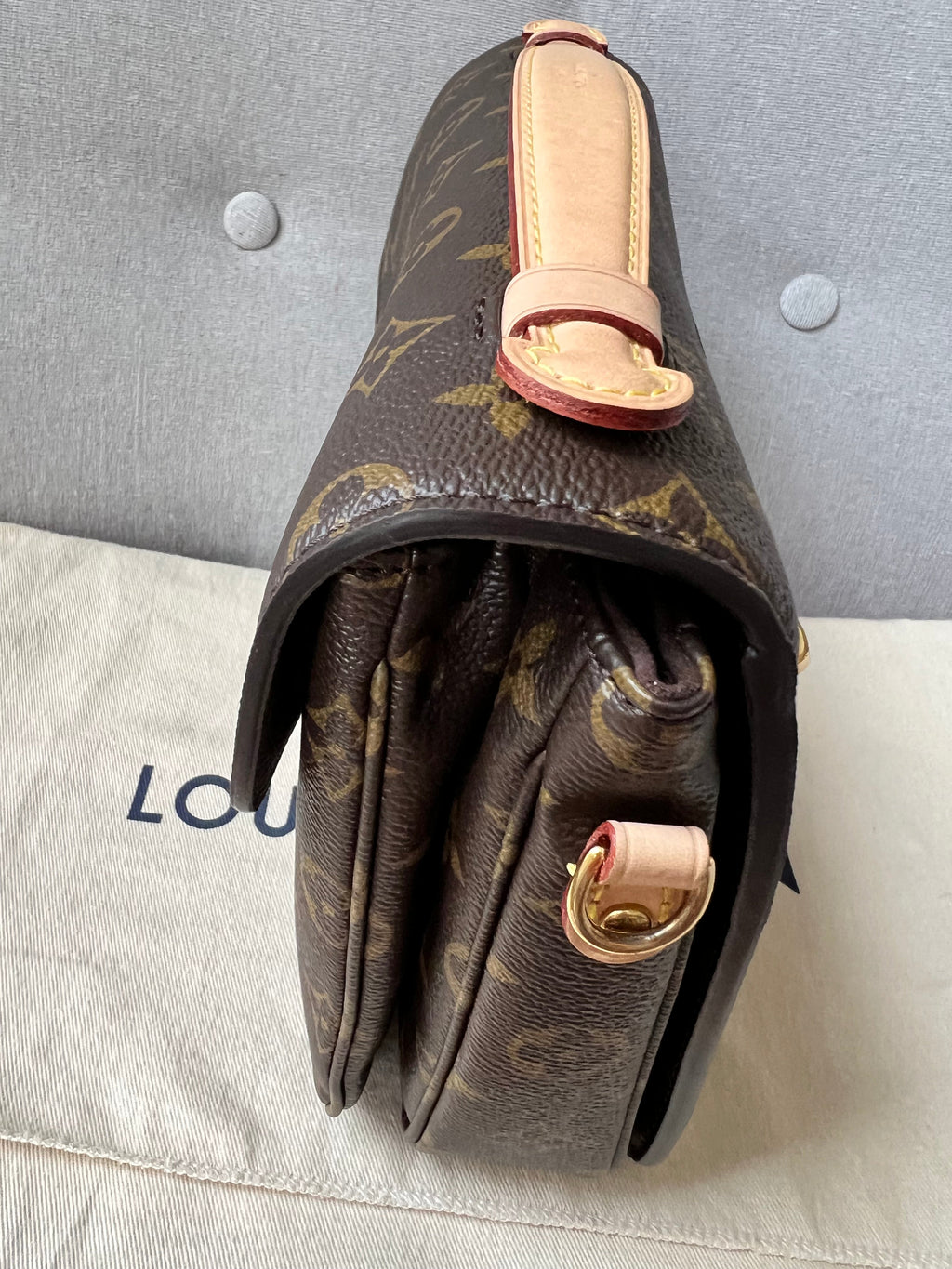 Louis Vuitton Pochette Metis Monogram (RRP £1,970)