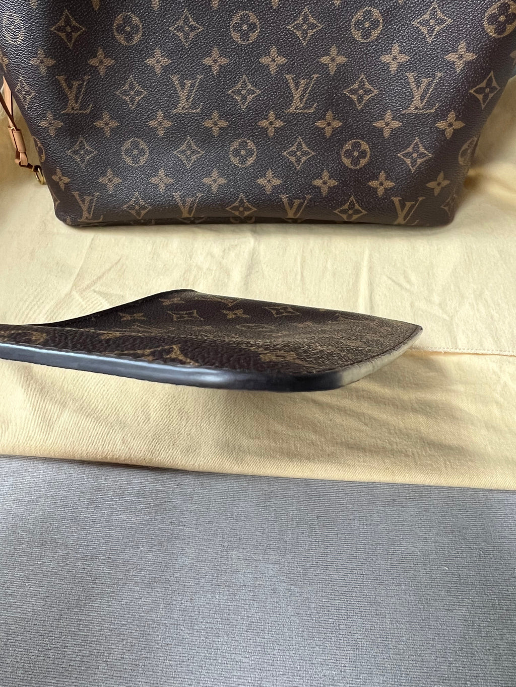 Louis Vuitton Neverfull MM Monogram (RRP £1,410)