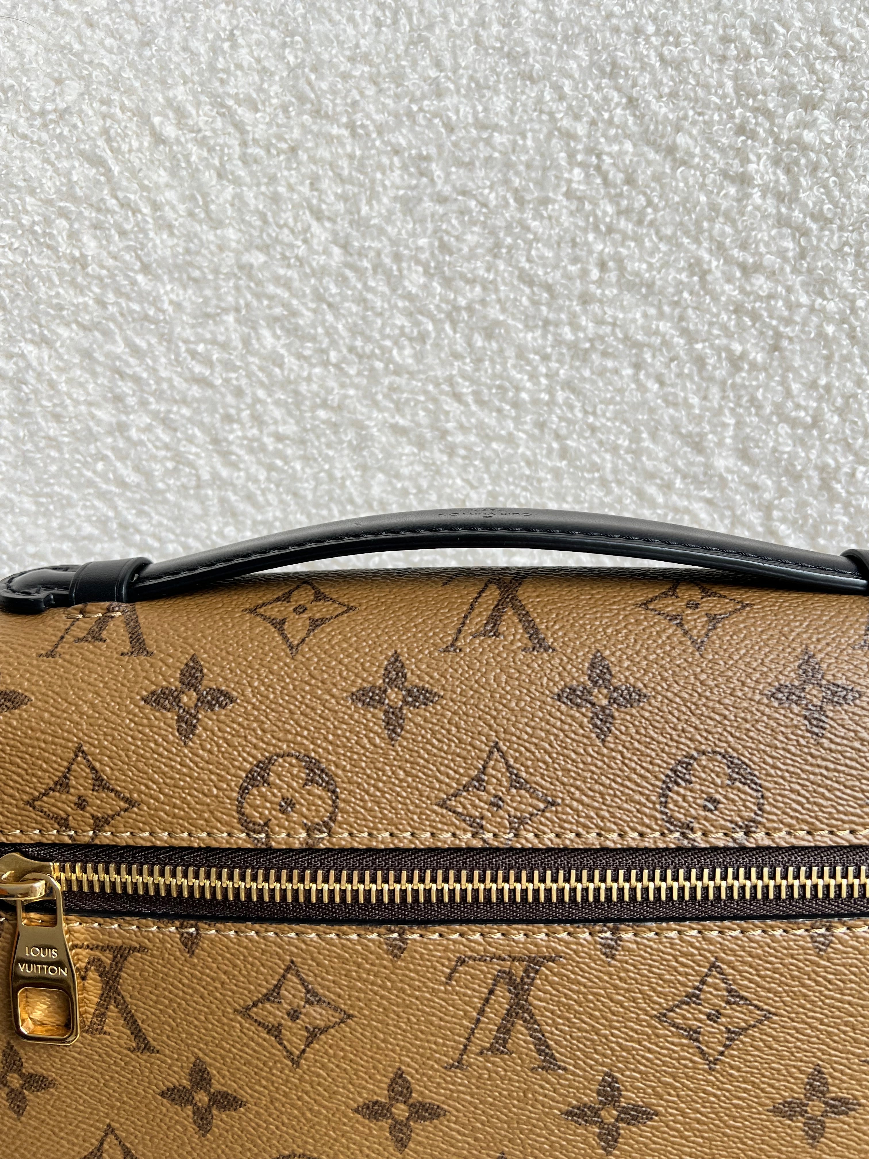 Louis Vuitton Pochette Metis Reverse Monogram (RRP £1,970)