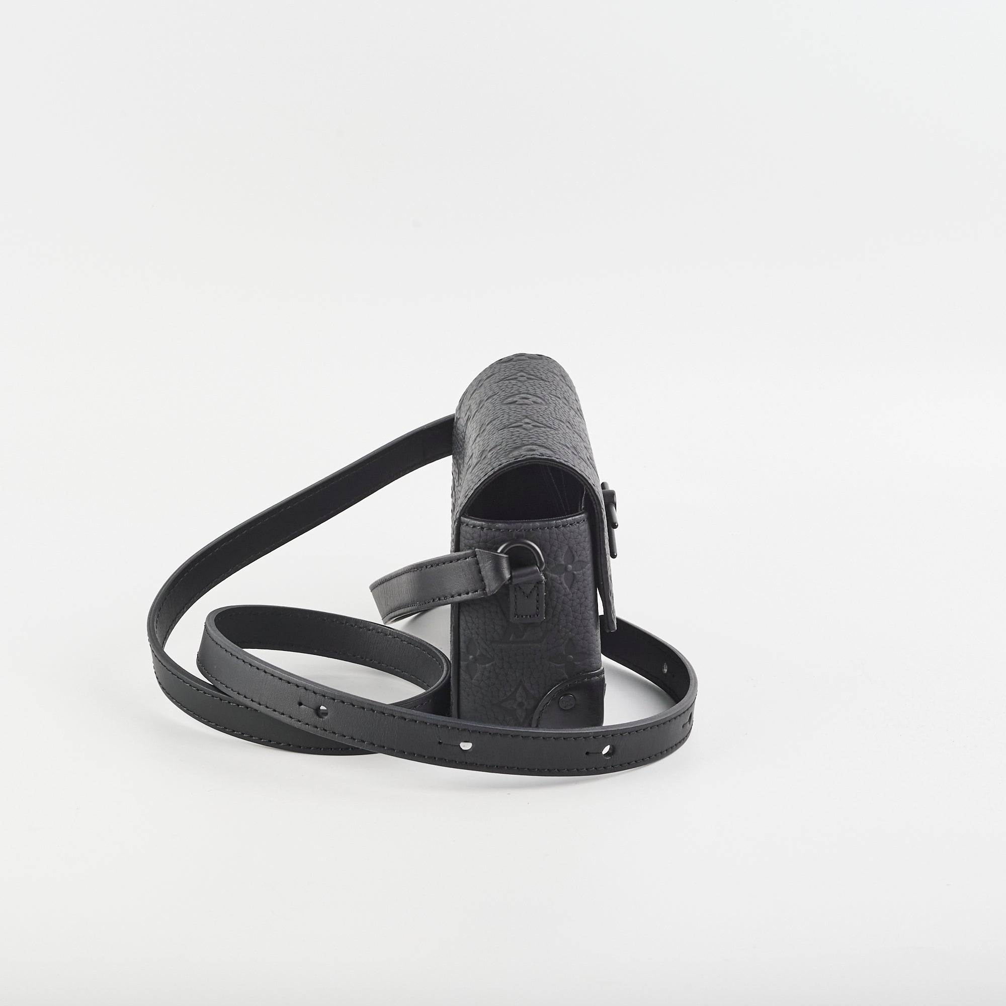 Louis Vuitton Steamer Woc Black