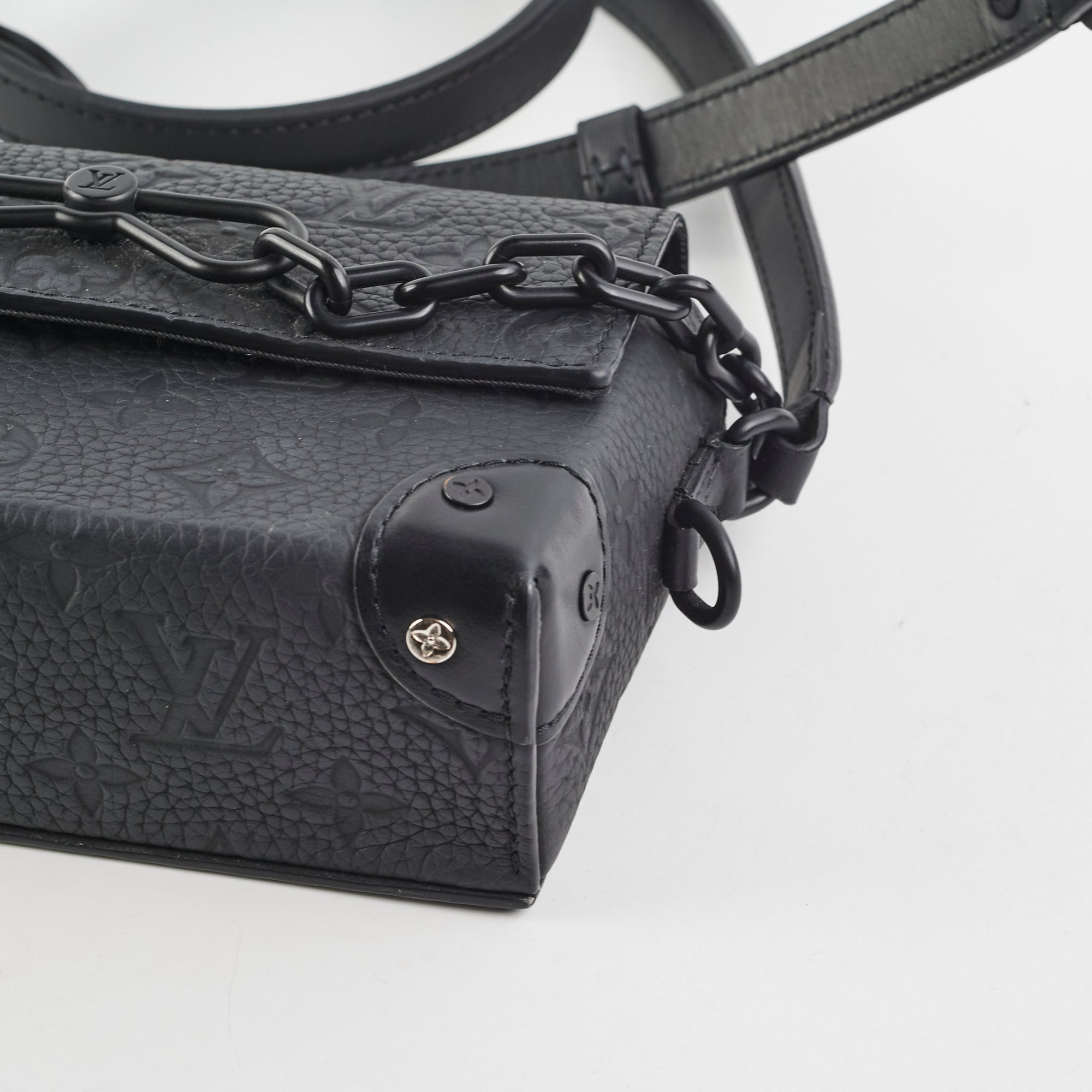 Louis Vuitton Steamer Woc Black