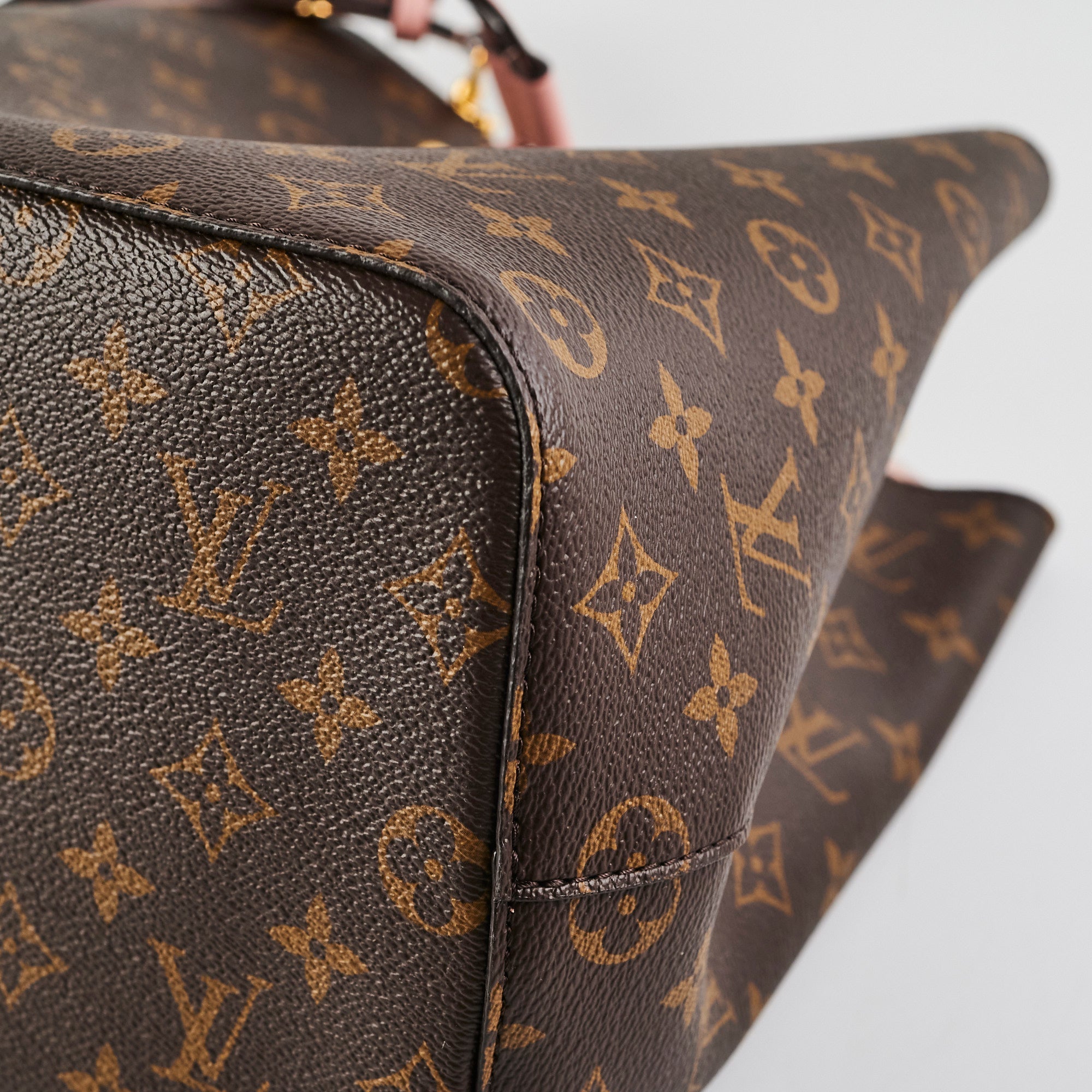 Louis Vuitton Neo Noe Pink Monogram