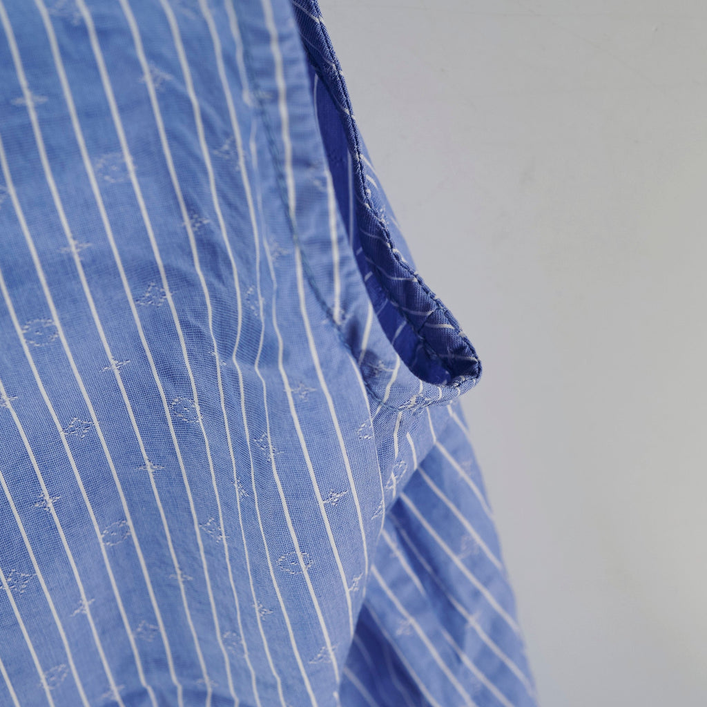 Louis Vuitton Slesveless Lavaliere Blouse Blue Size 34