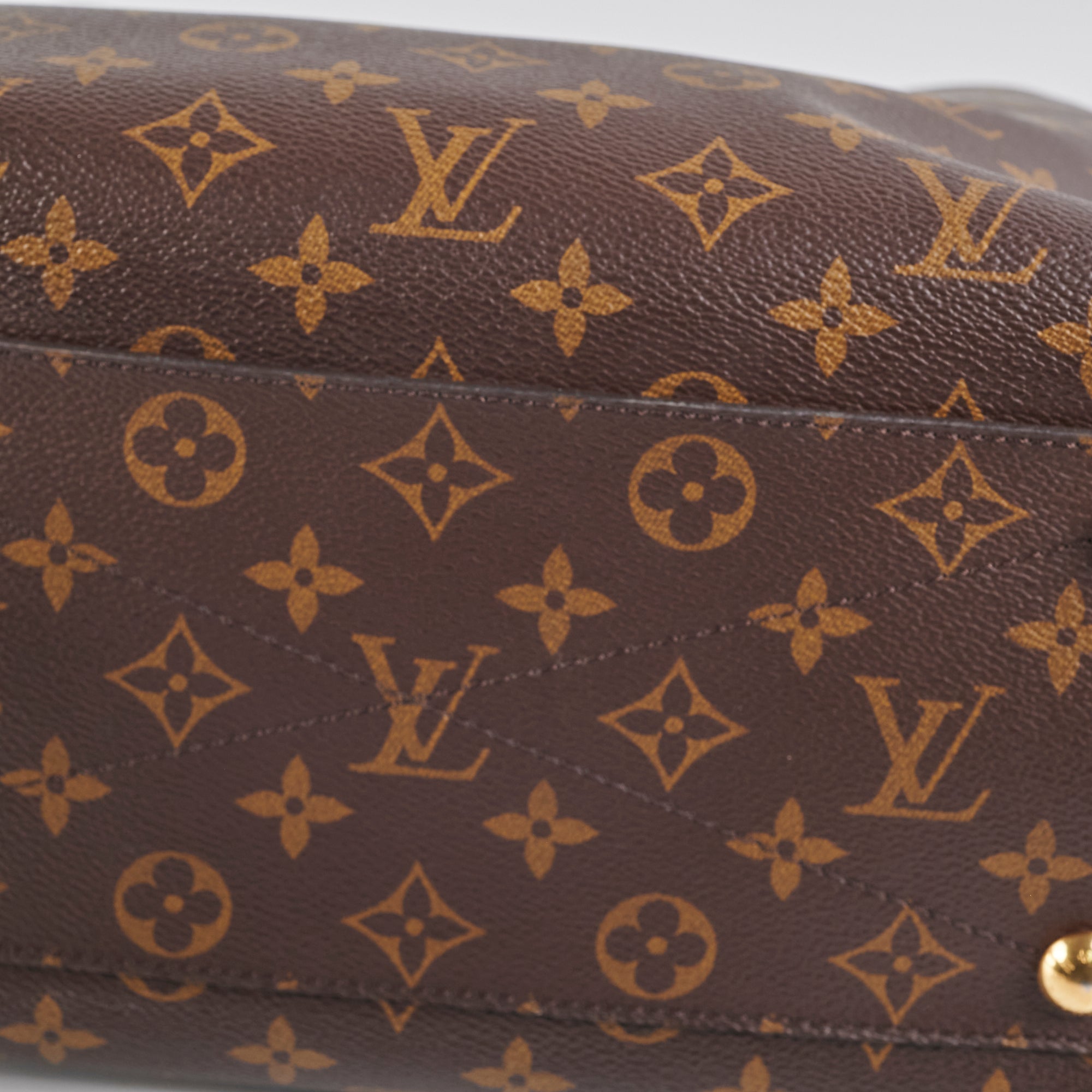 Louis Vuitton Montaigne BB