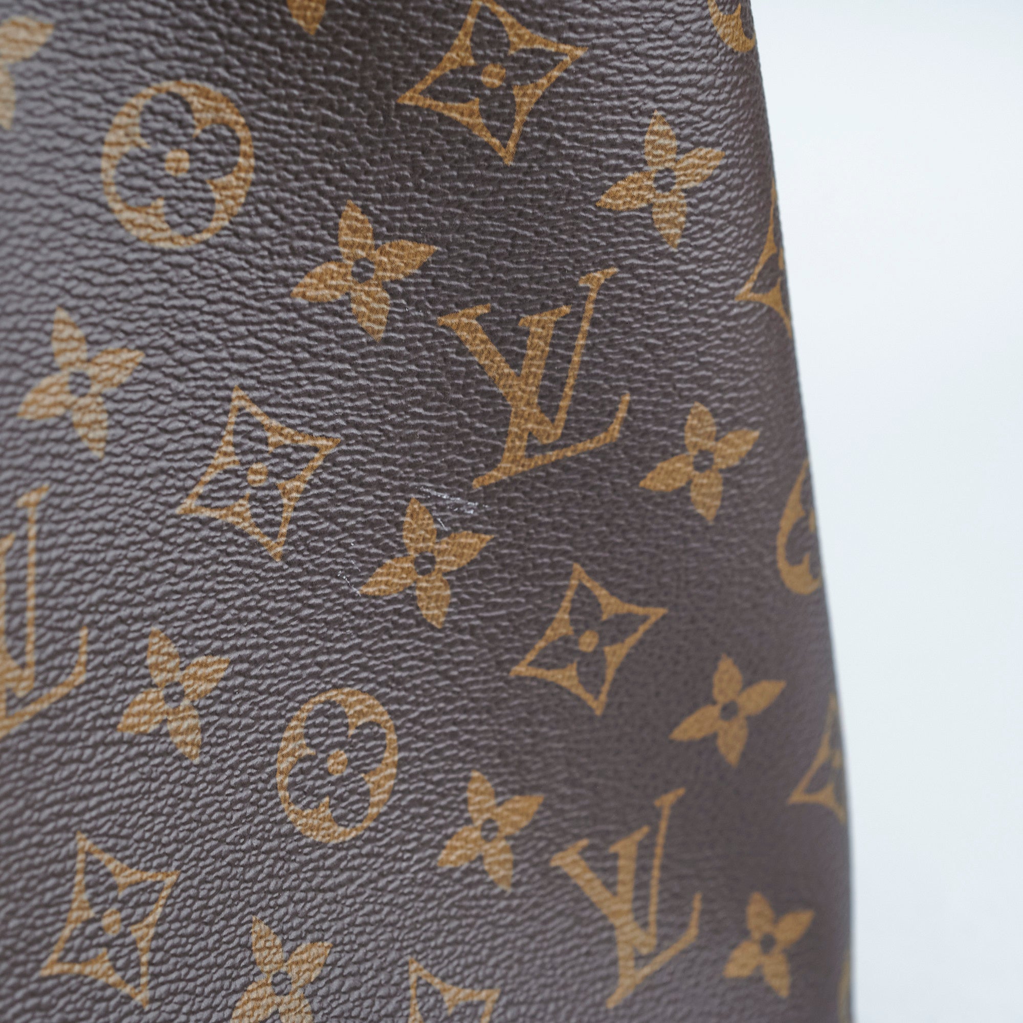 Louis Vuitton Neo Noe Monogram Black