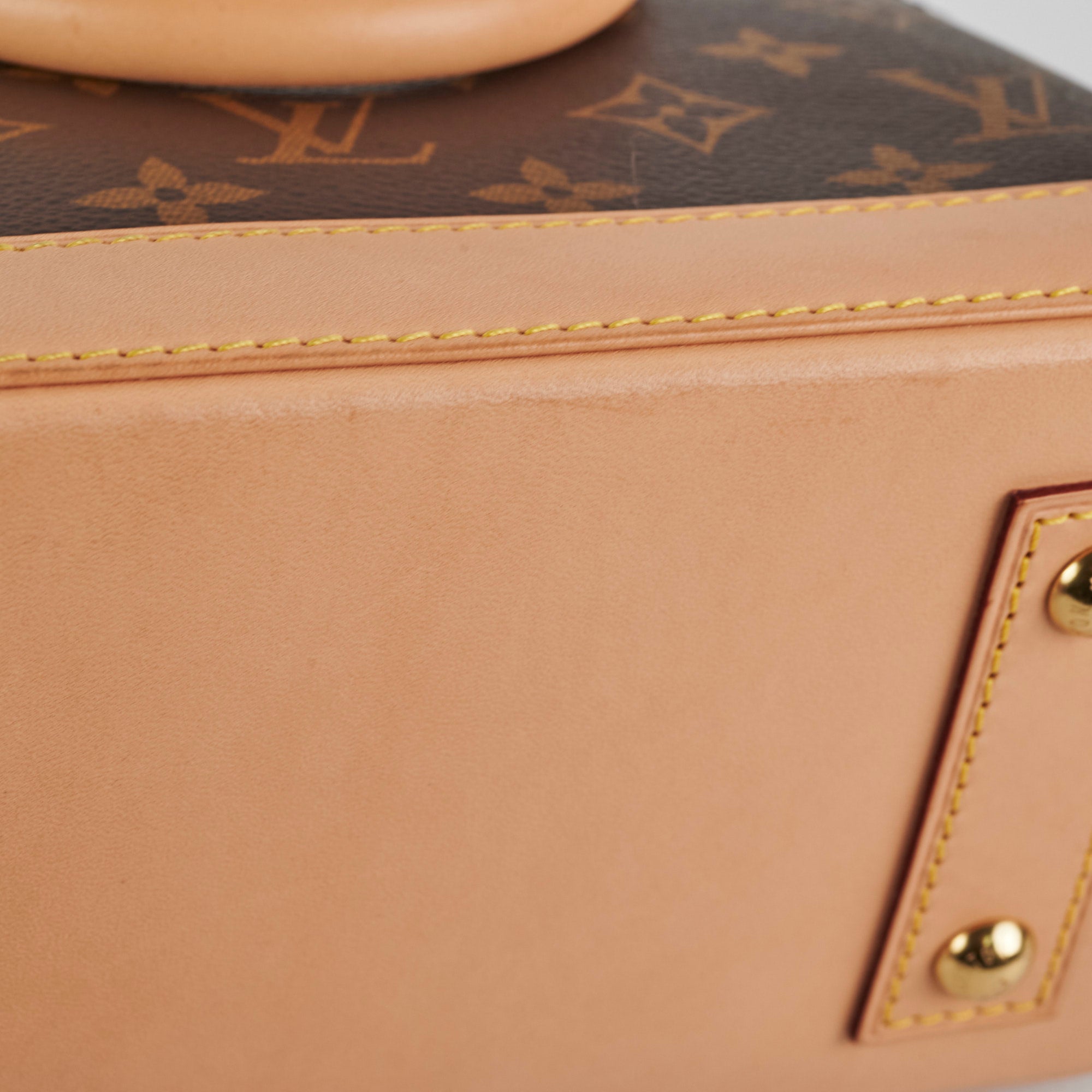 Louis Vuitton Alma BB Monogram