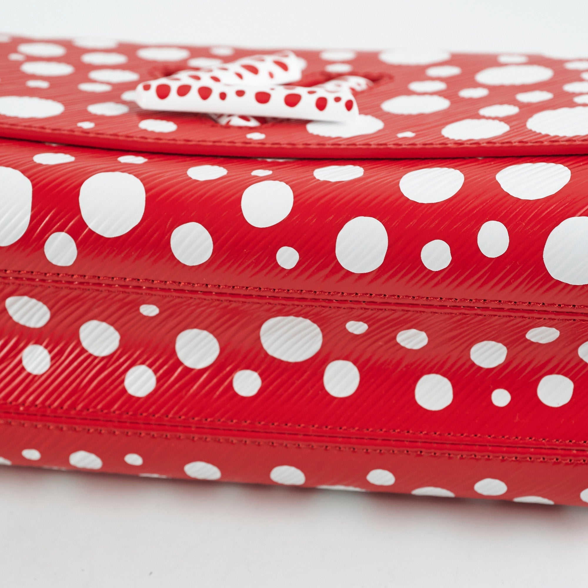 Louis Vuitton YKID Twist MM Red