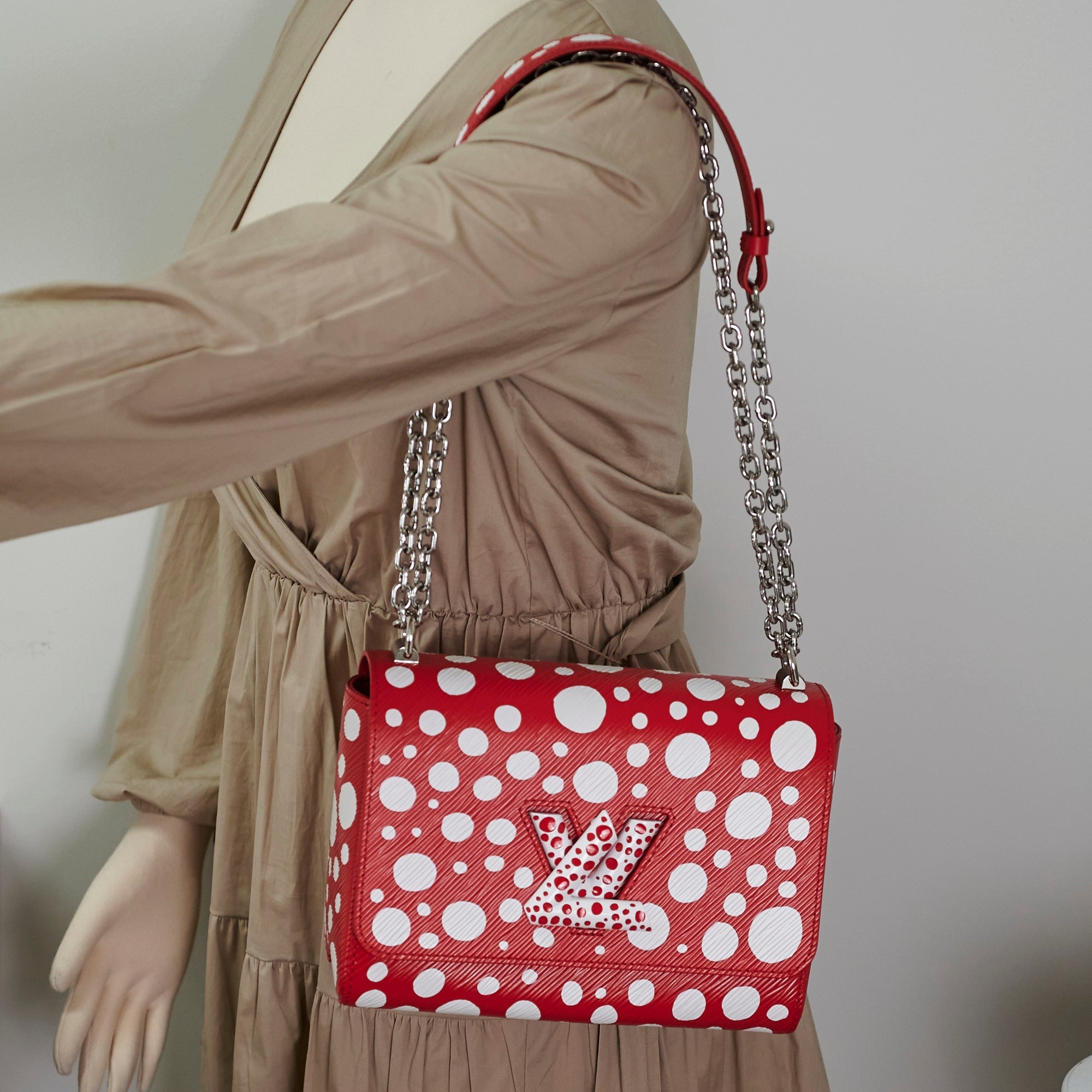Louis Vuitton YKID Twist MM Red