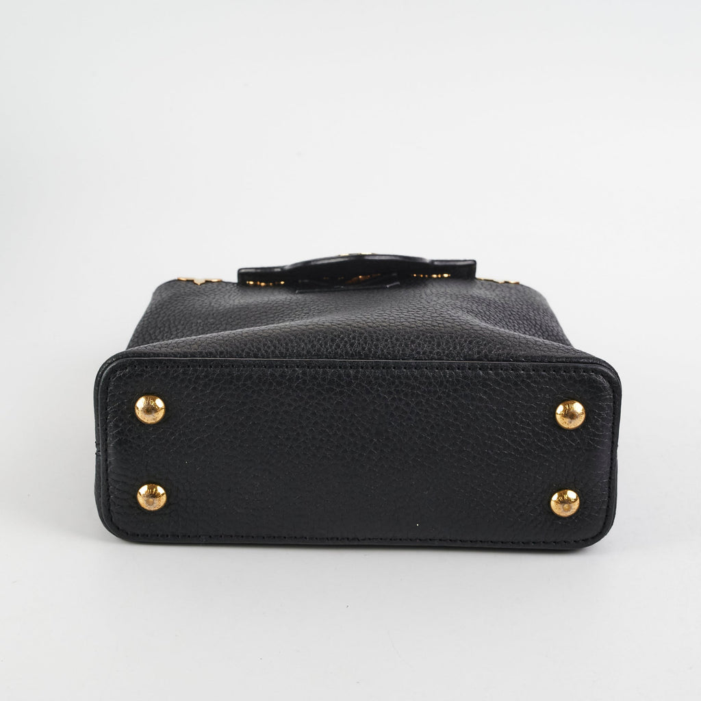 Louis Vuitton Mini Capucines Black