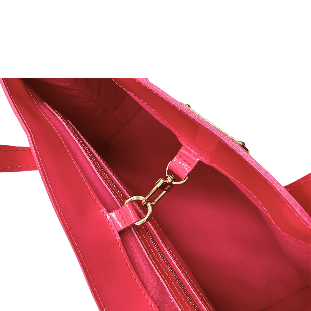 LV Wilshire vernis fucsia