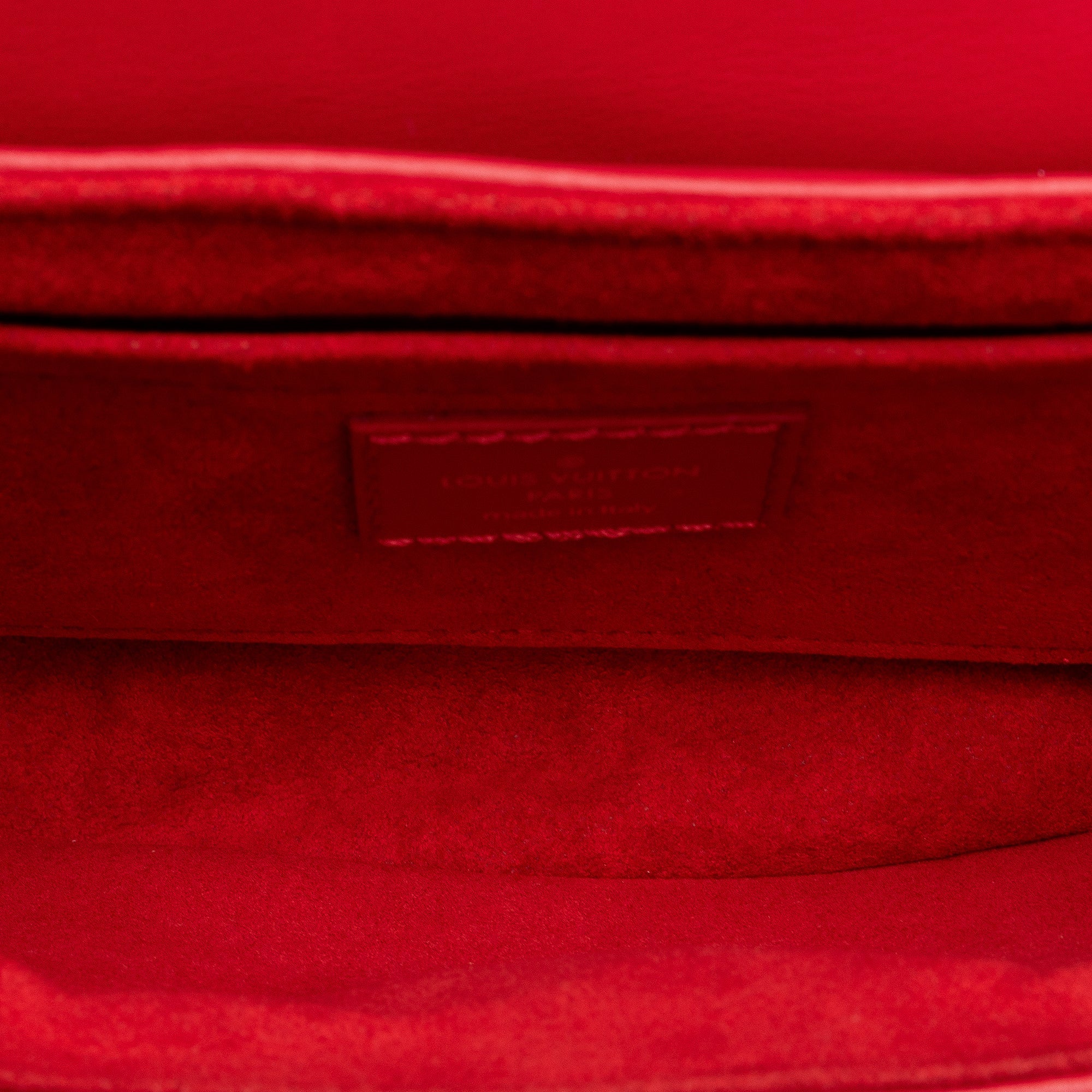 Red Louis Vuitton New Wave Chain Bag MM Satchel